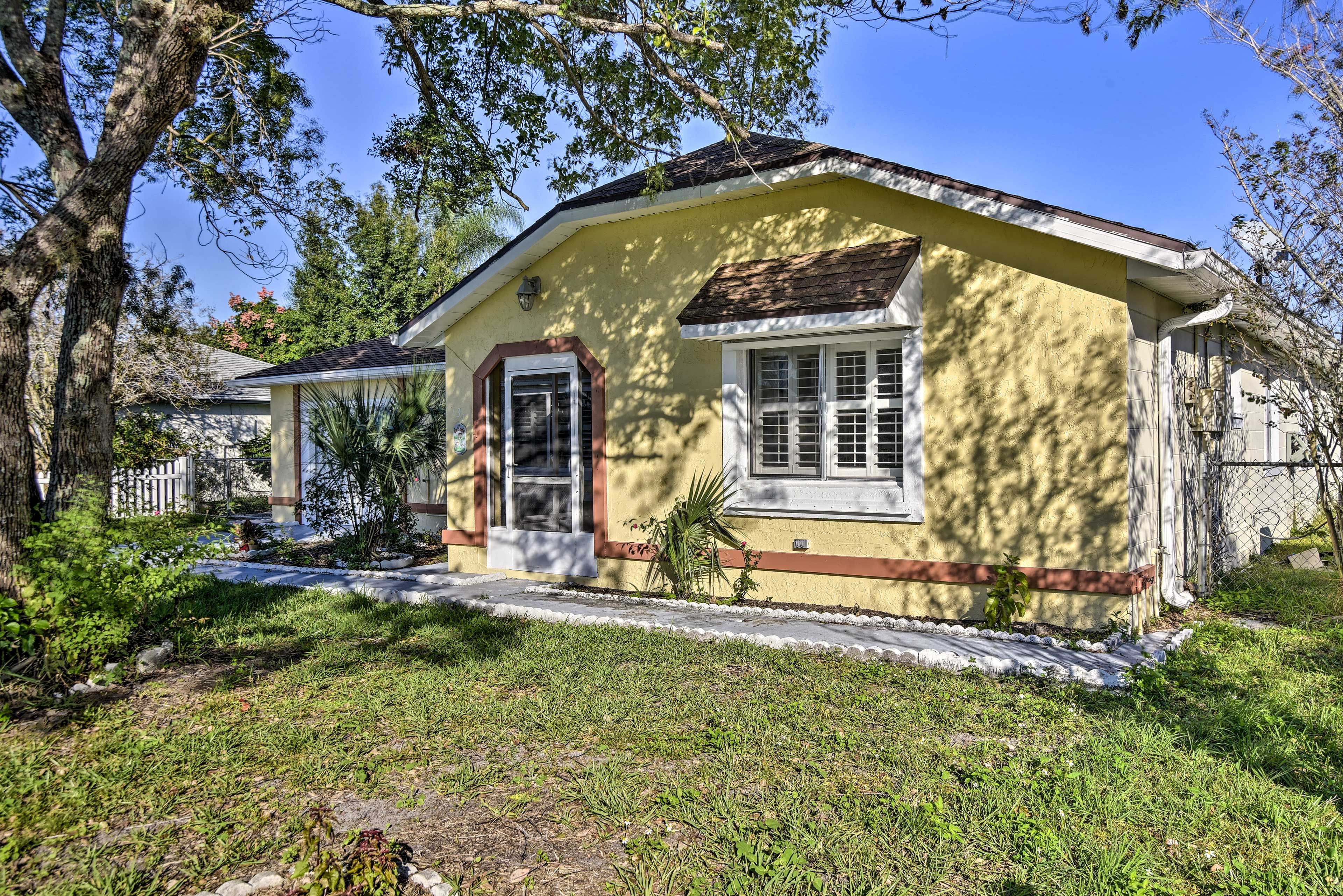 The duplex offers another available unit on-site.