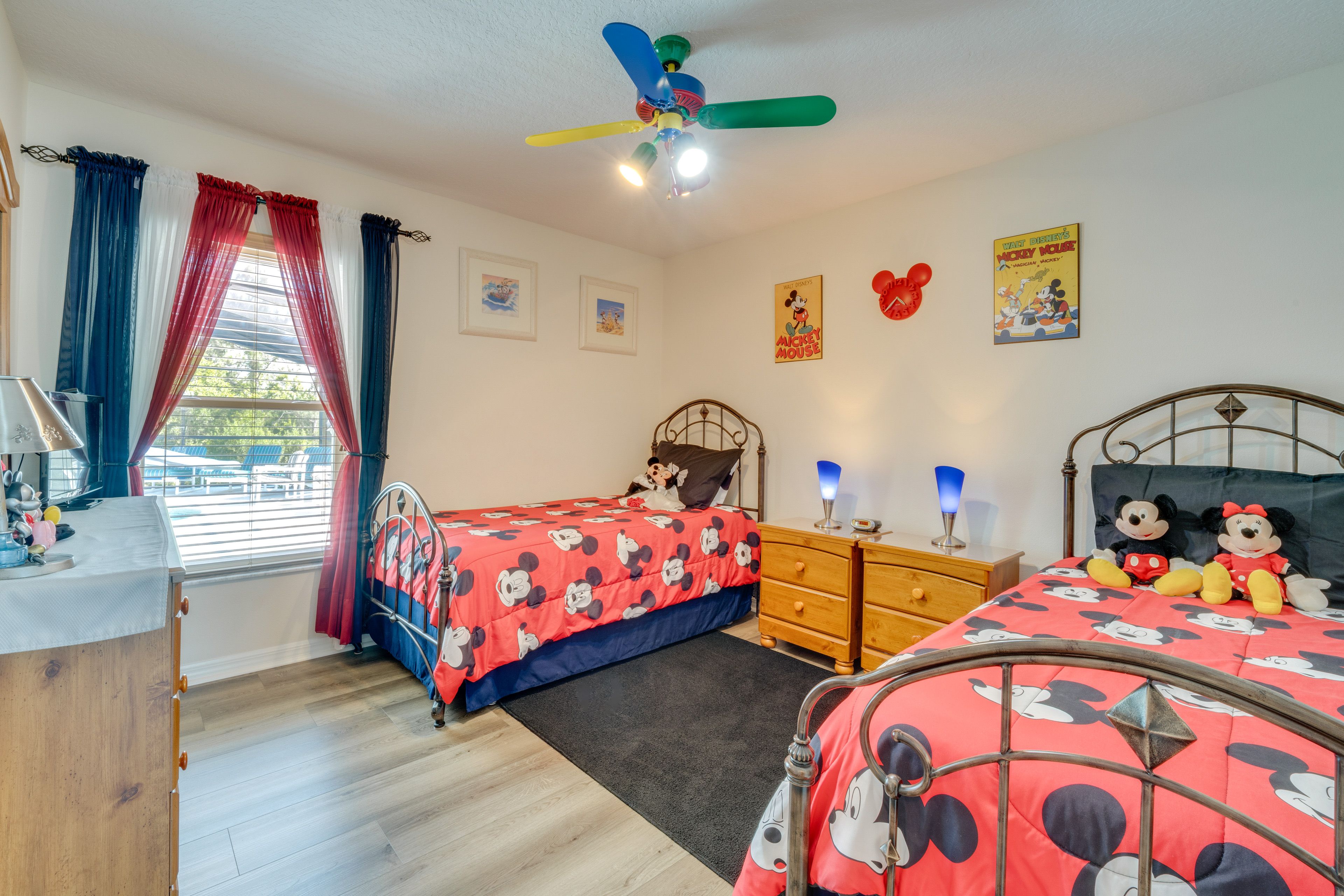 Bedroom 4 | Twin Beds