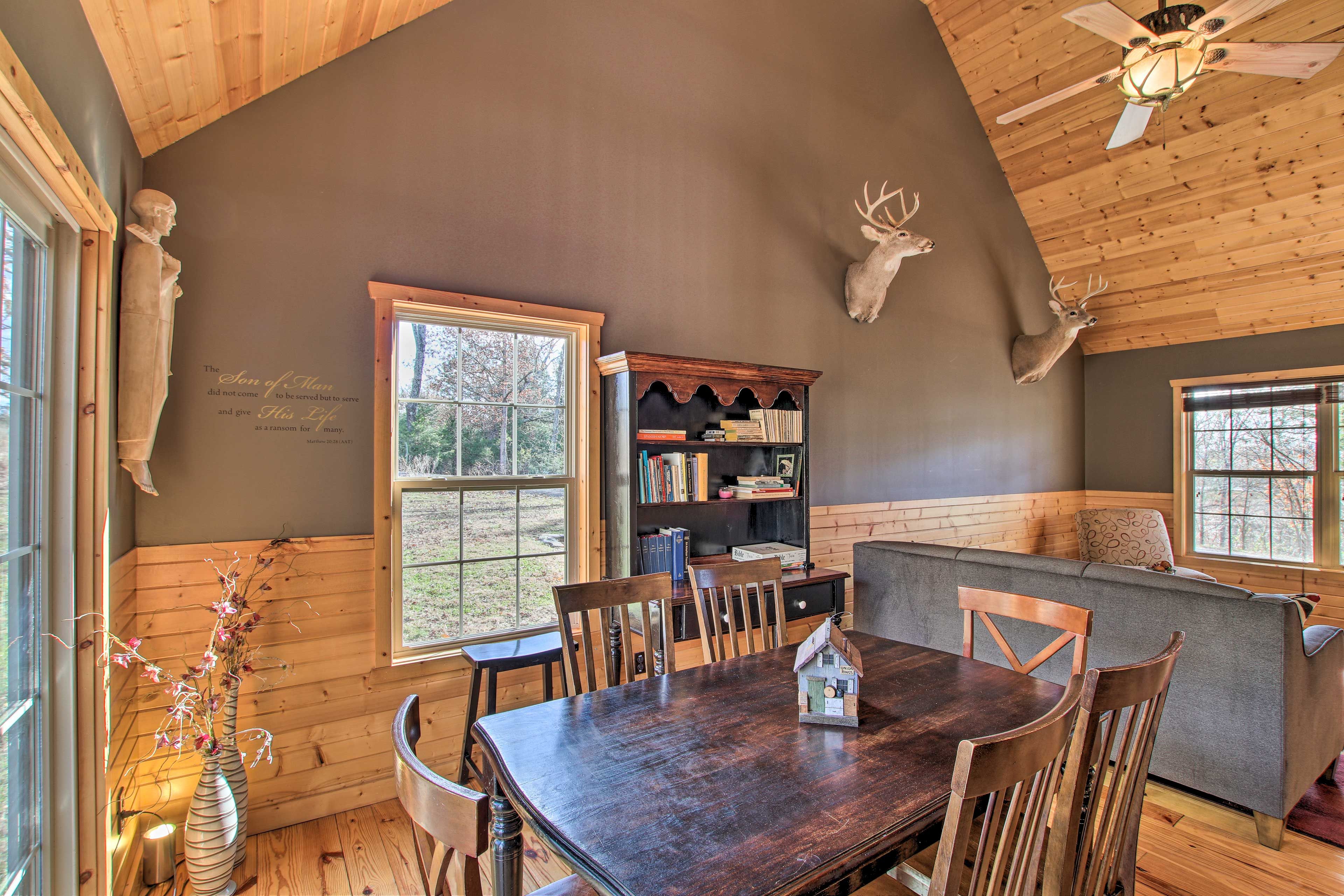 Dining Area | 1st Floor