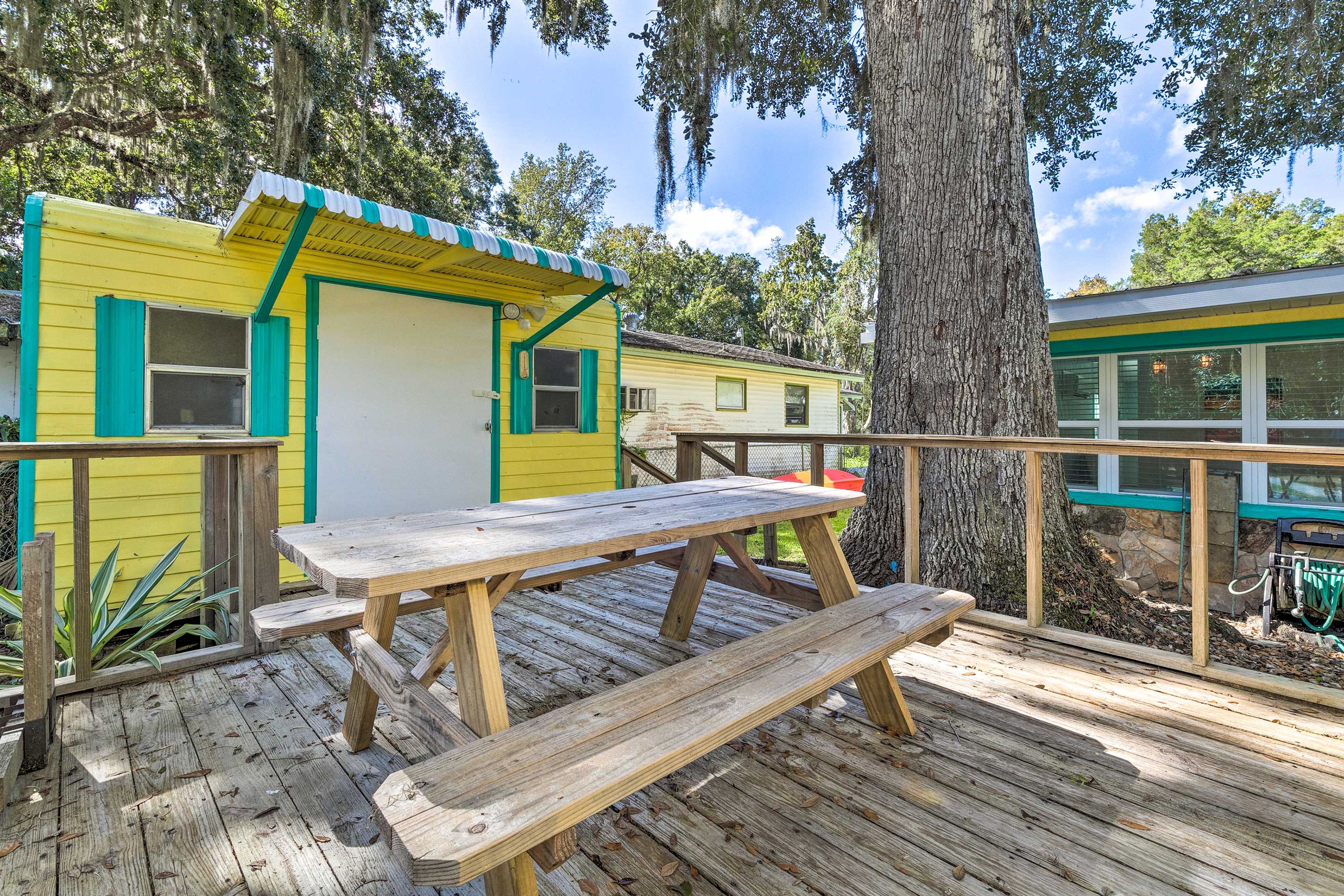The home provides up to 6 guests with an abundance of space and amenities.