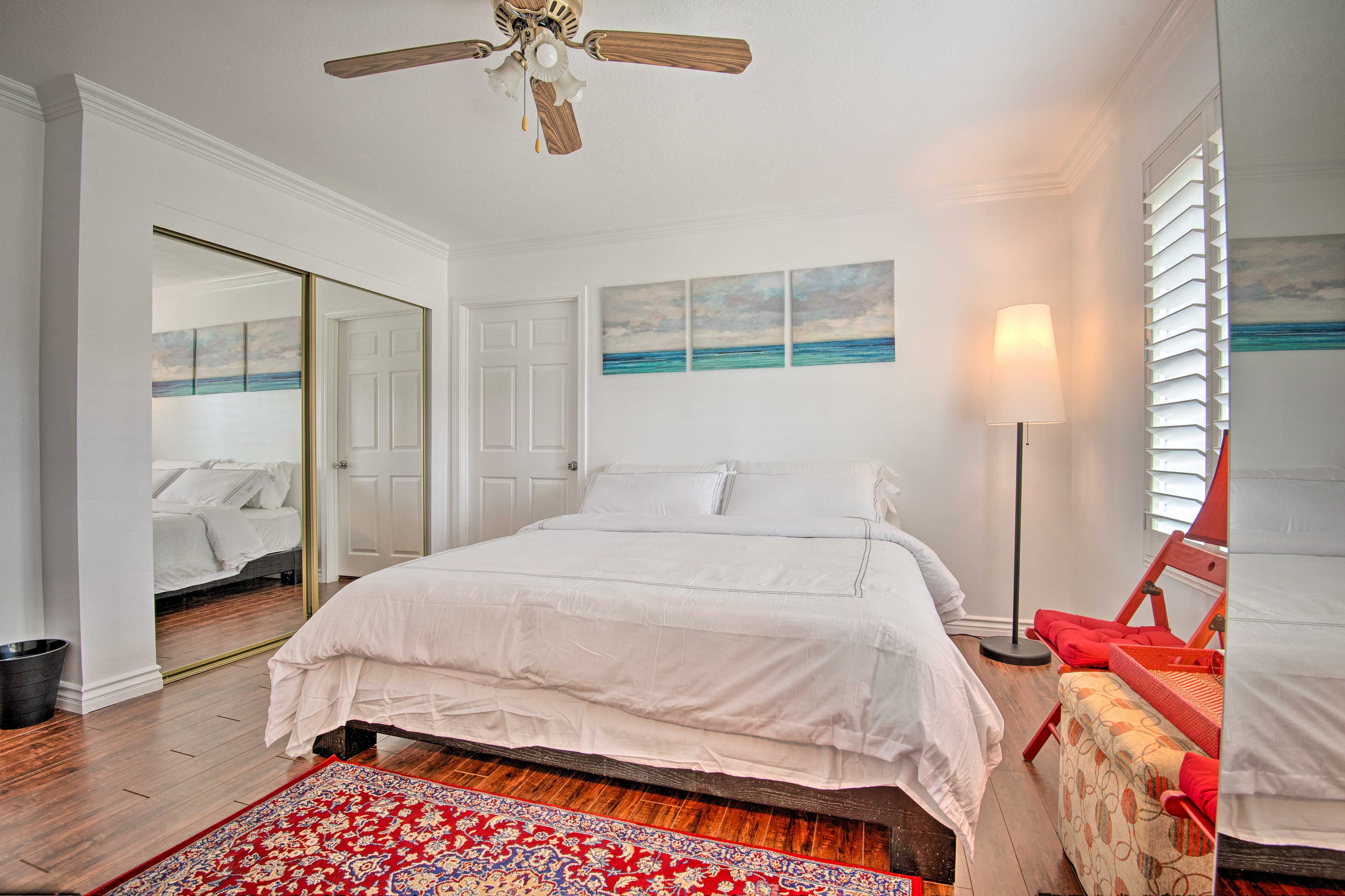 Bedroom 1 | King Bed | Linens Provided