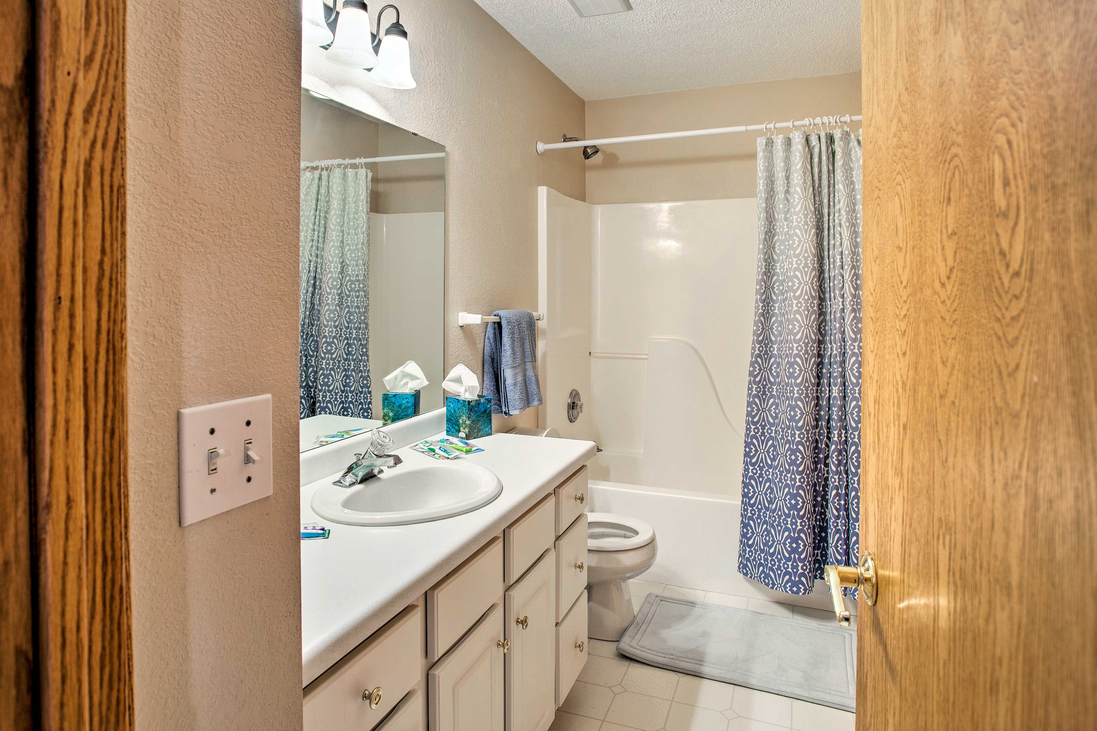 Bathroom | Towels Provided