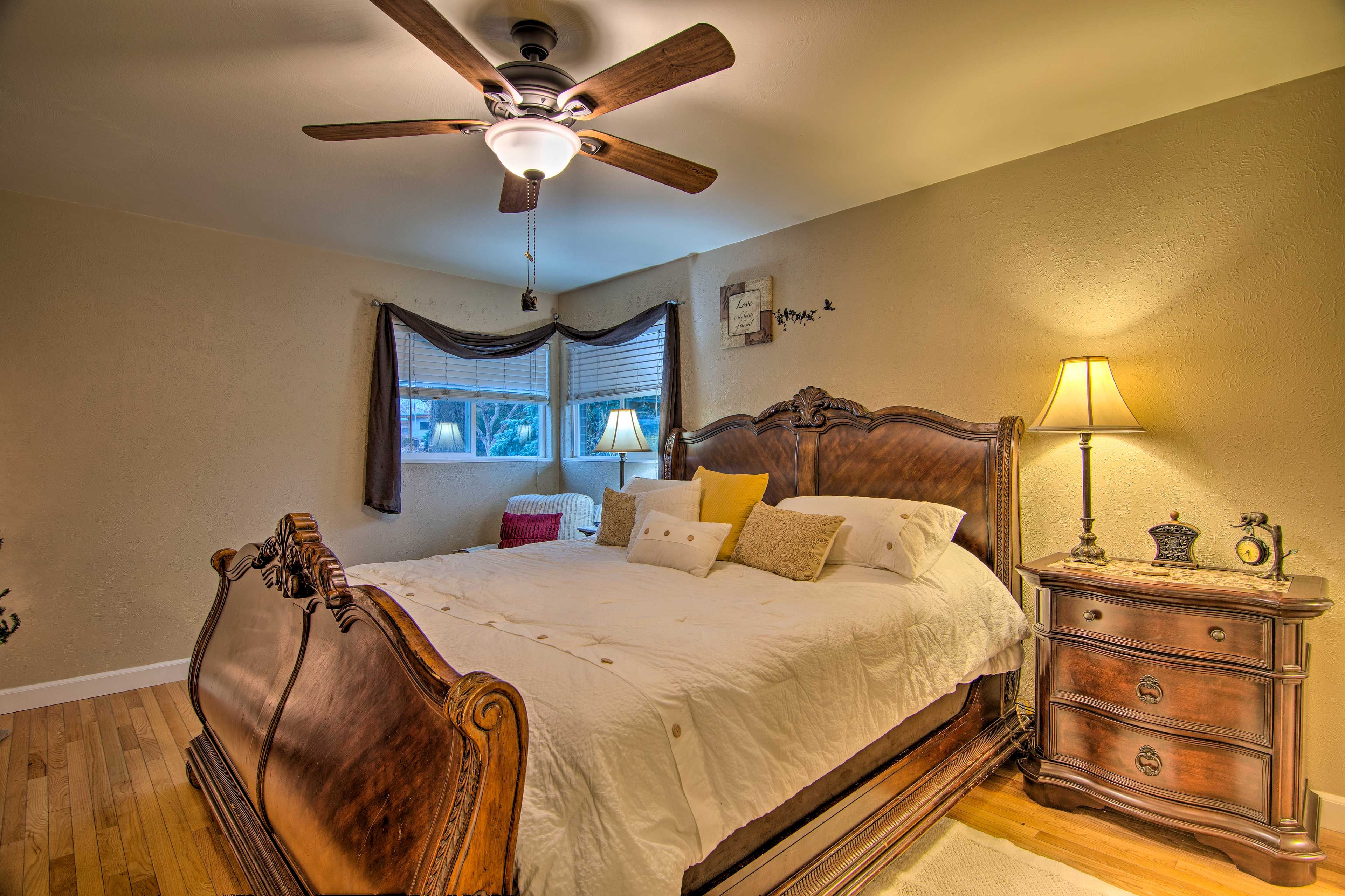 Bedroom 1 | King Bed | Linens Provided | Smart TV