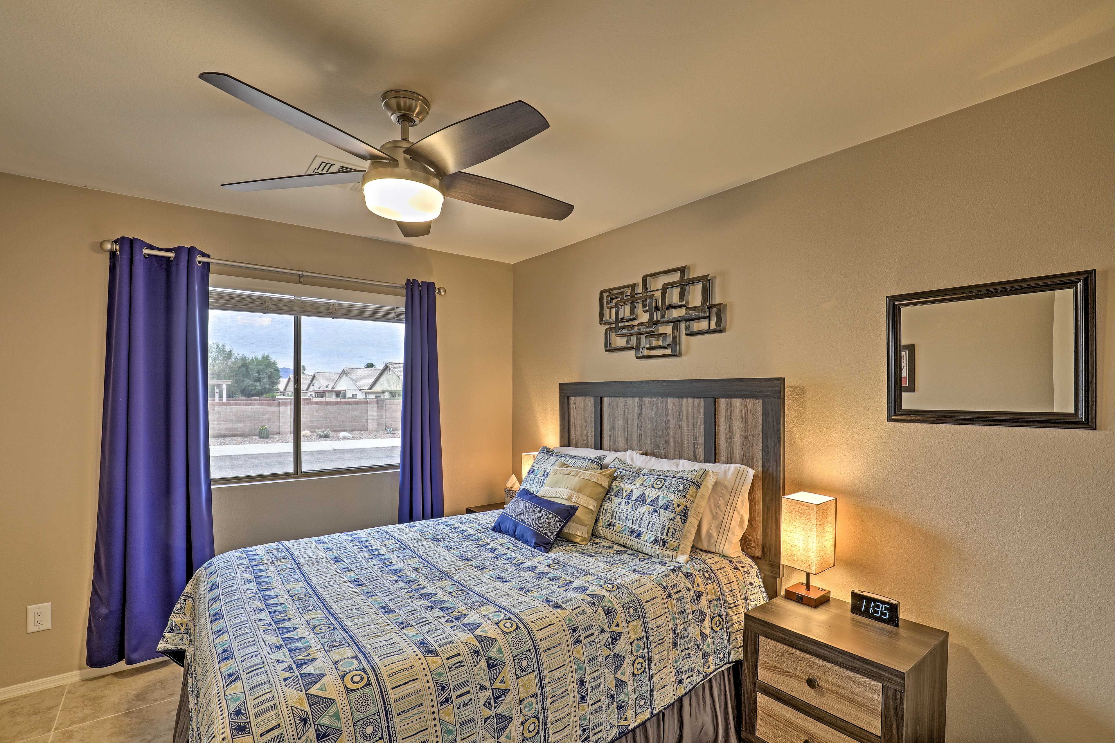 Bedroom 2 | Queen Bed
