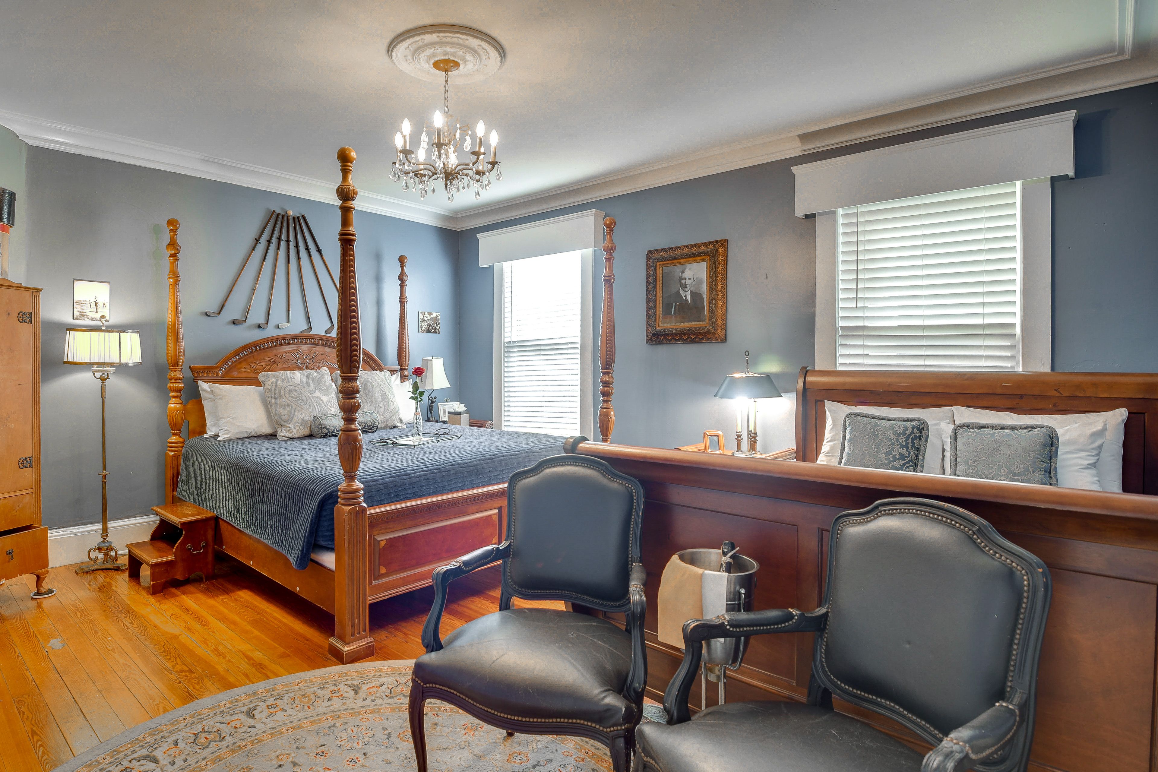 Bedroom 3 | King Bed | Full Bed