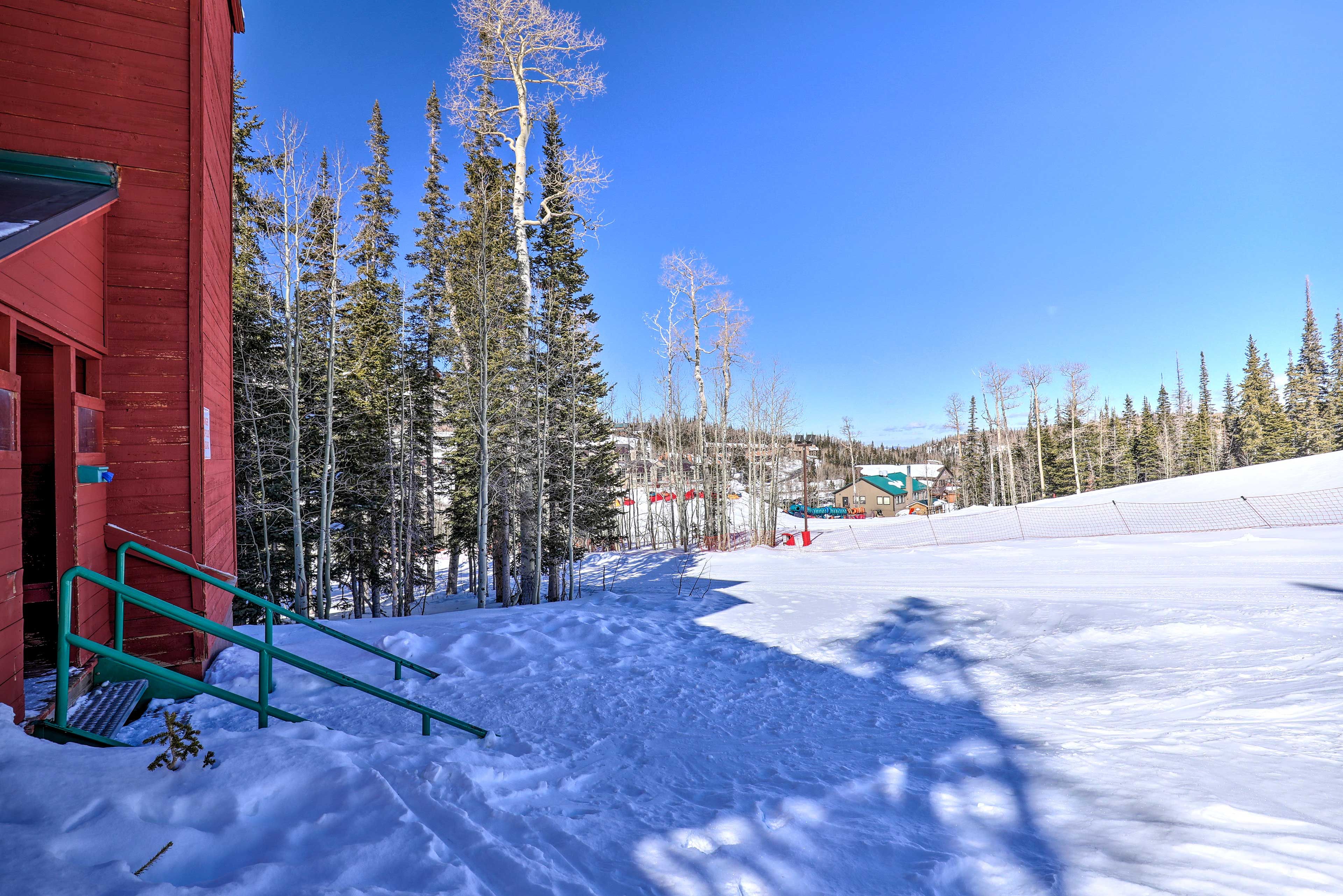 Condo Exterior | Ski-In/Ski-Out Property
