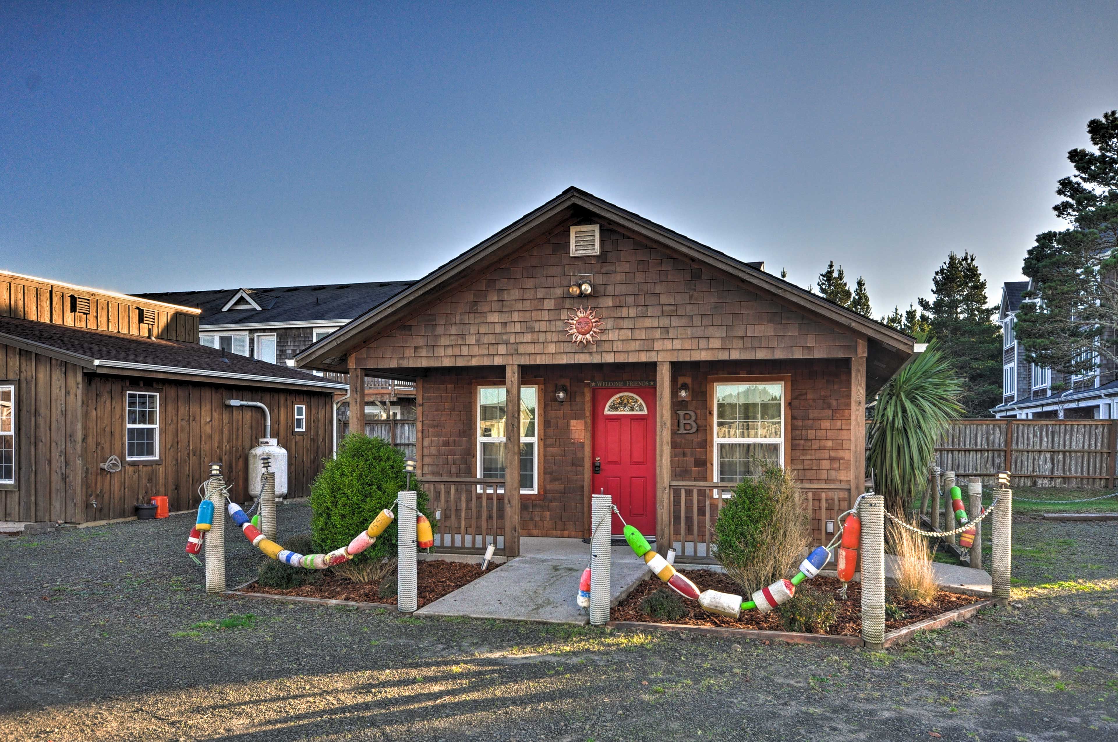 Long Beach Vacation Rental | Studio | 1BA | 900 Sq Ft | Step-Free Access