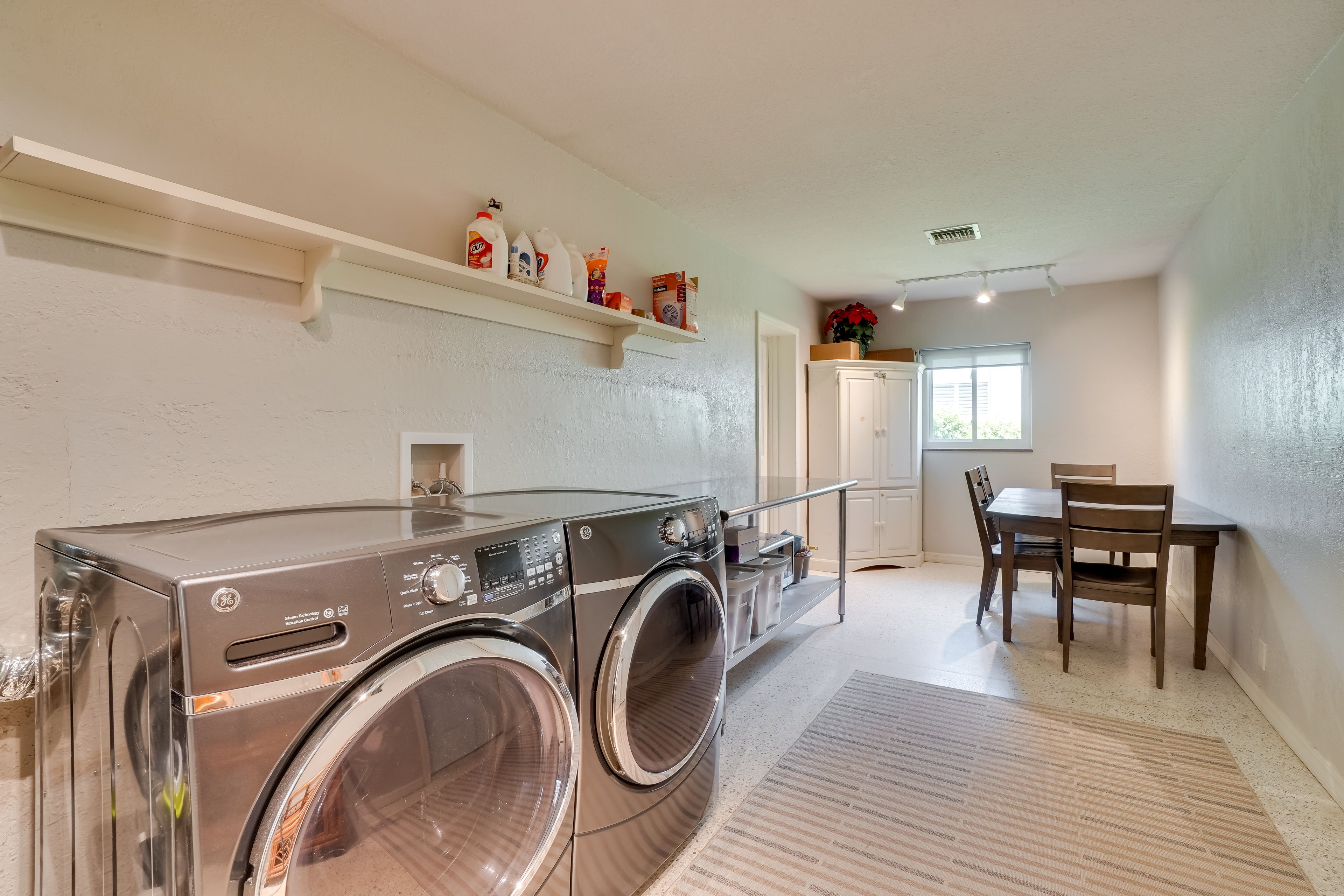 Washer/Dryer