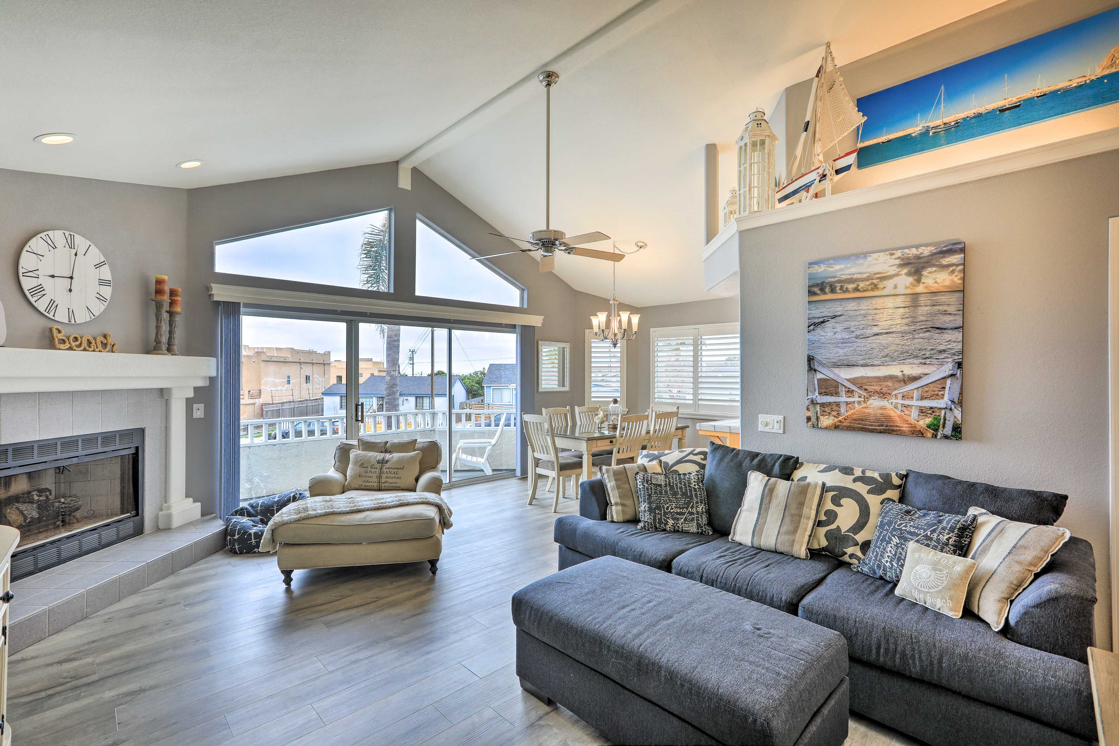 Main Living Space | Free WiFi