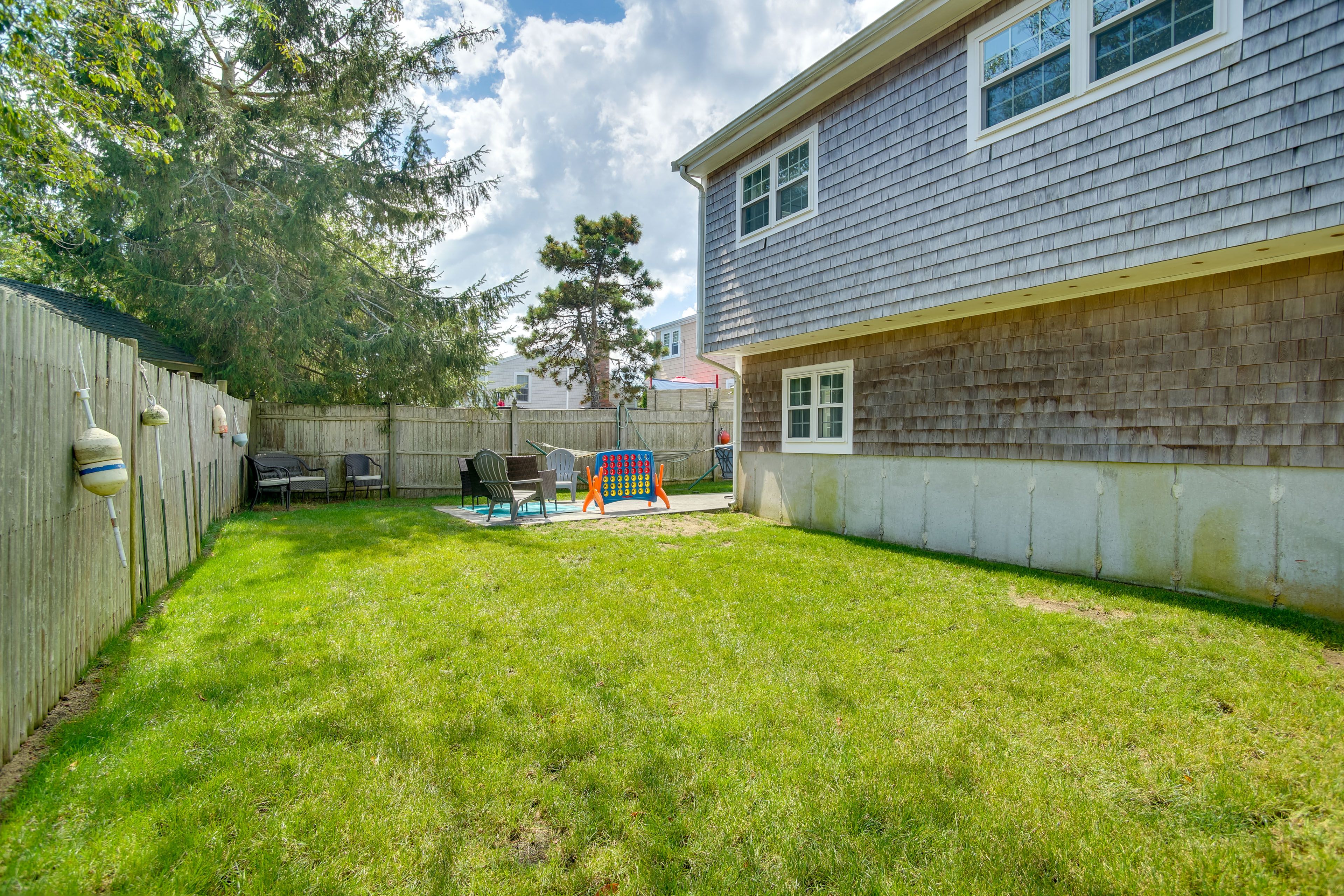 Yard | Outdoor Shower