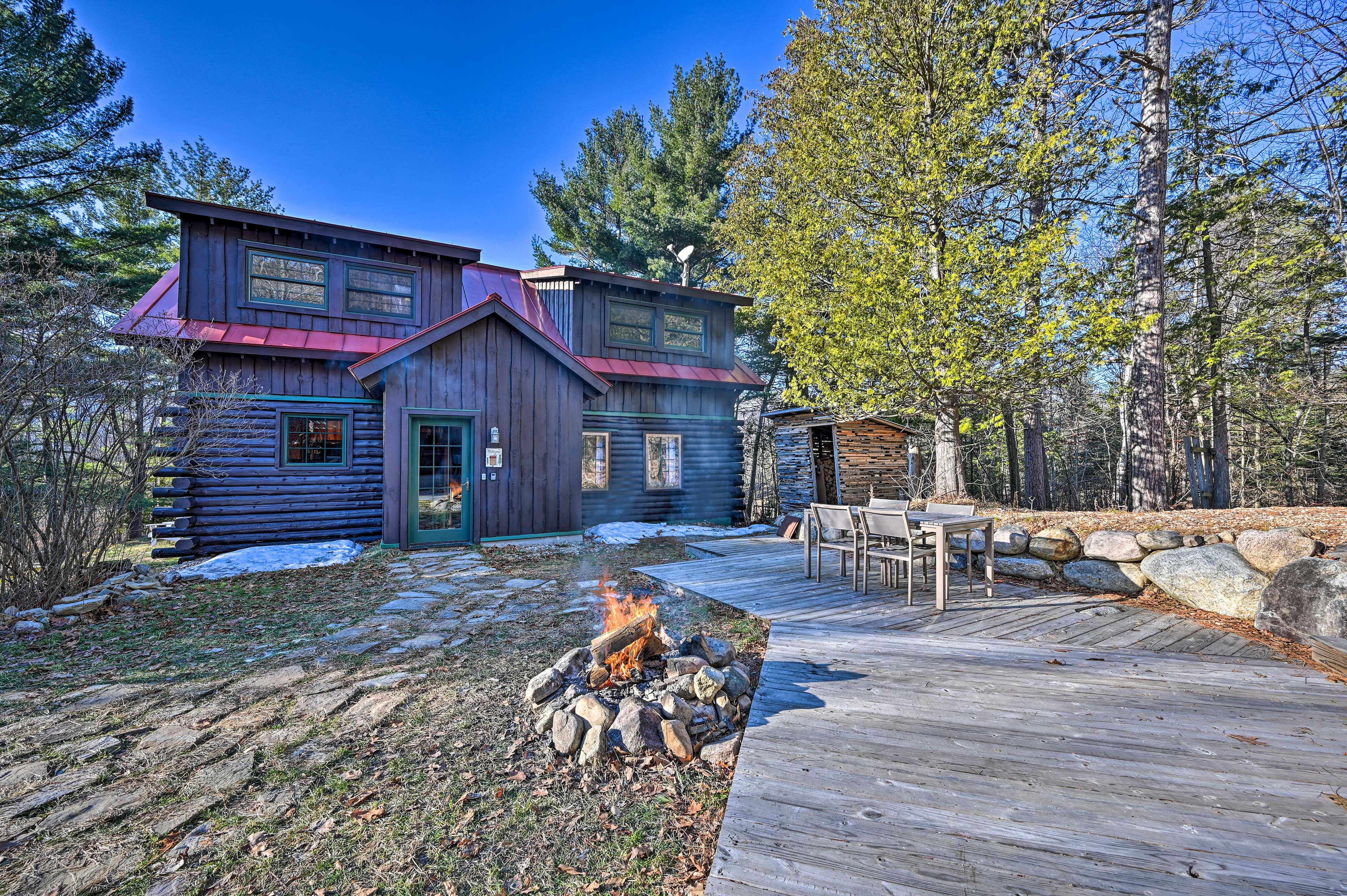 Wilmington Vacation Rental | 4BR | 2BA | 2,100 Sq Ft | Stairs Required