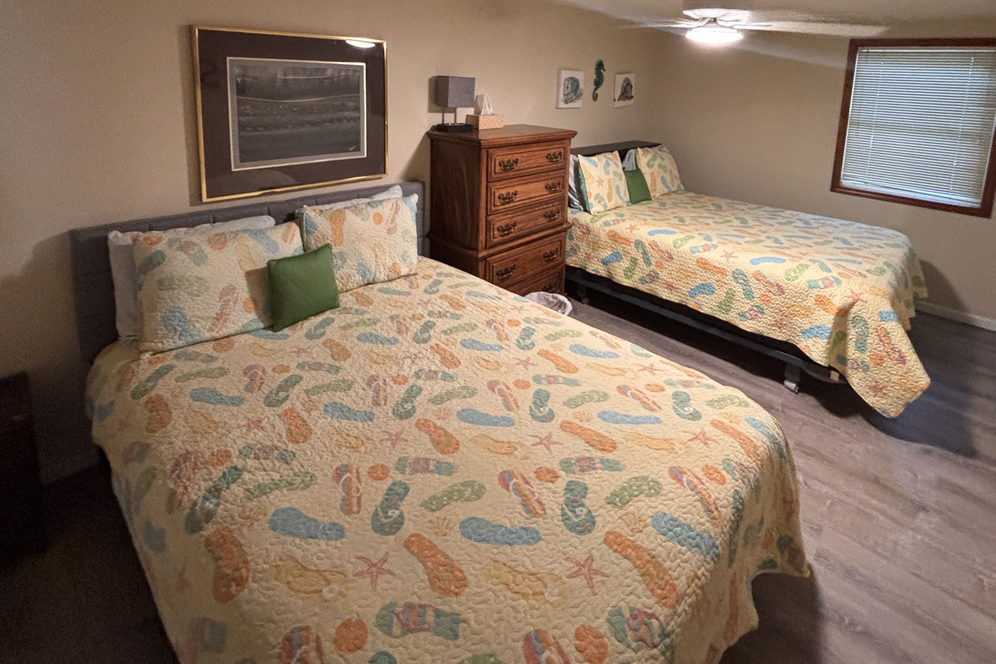 Bedroom 3 | 2 Queen Beds