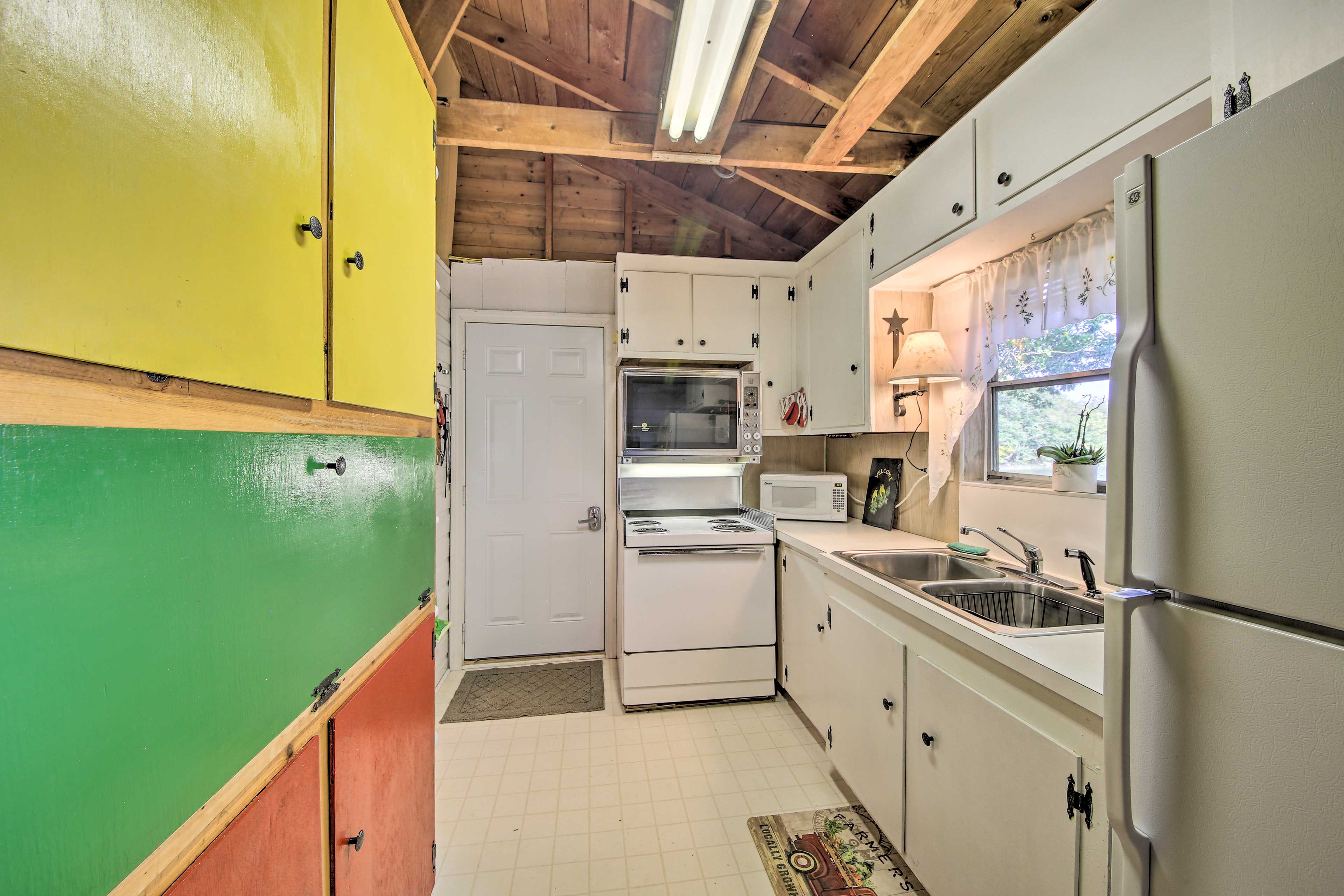 Well-Equipped Kitchen