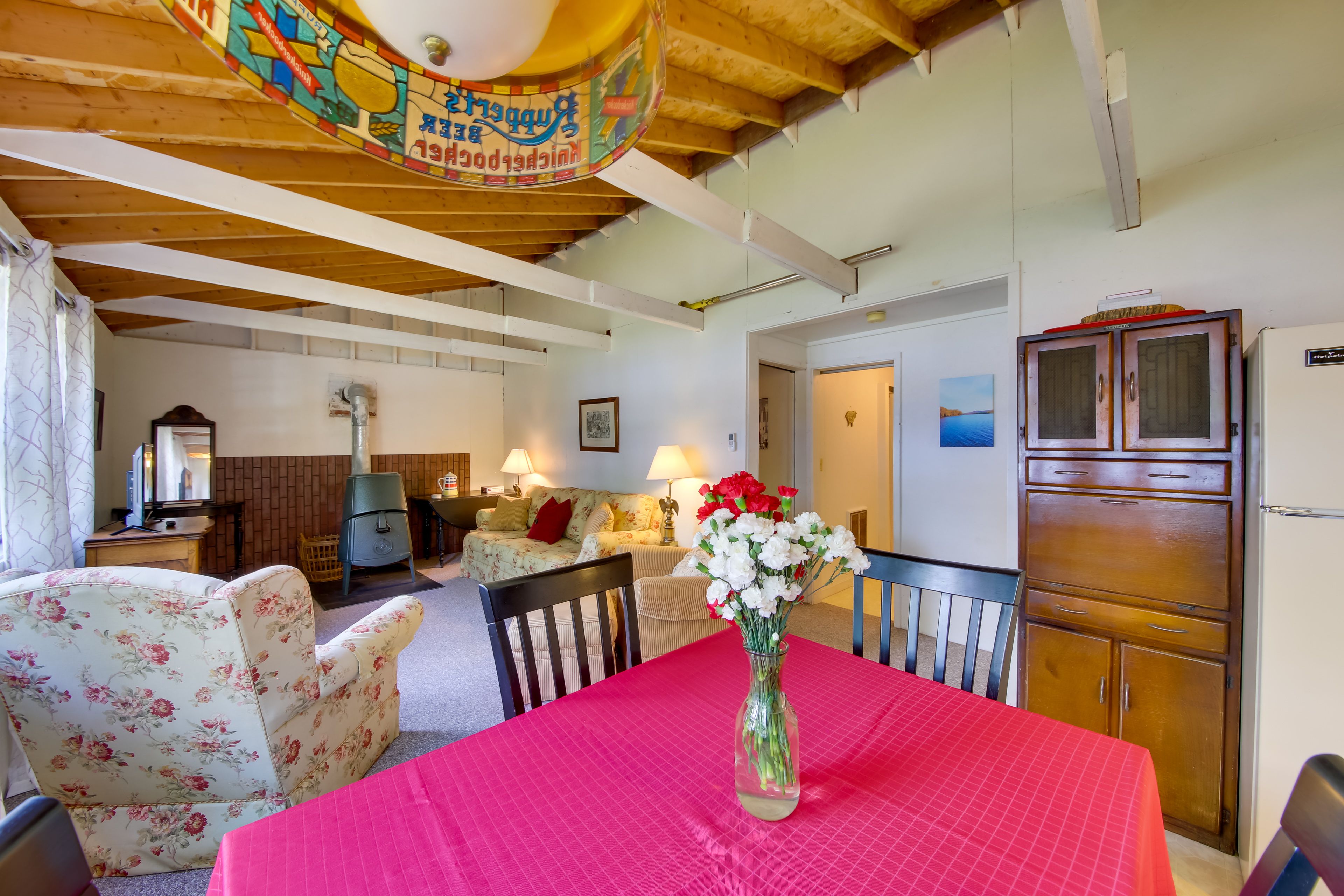 Dining Space | Dishware & Flatware