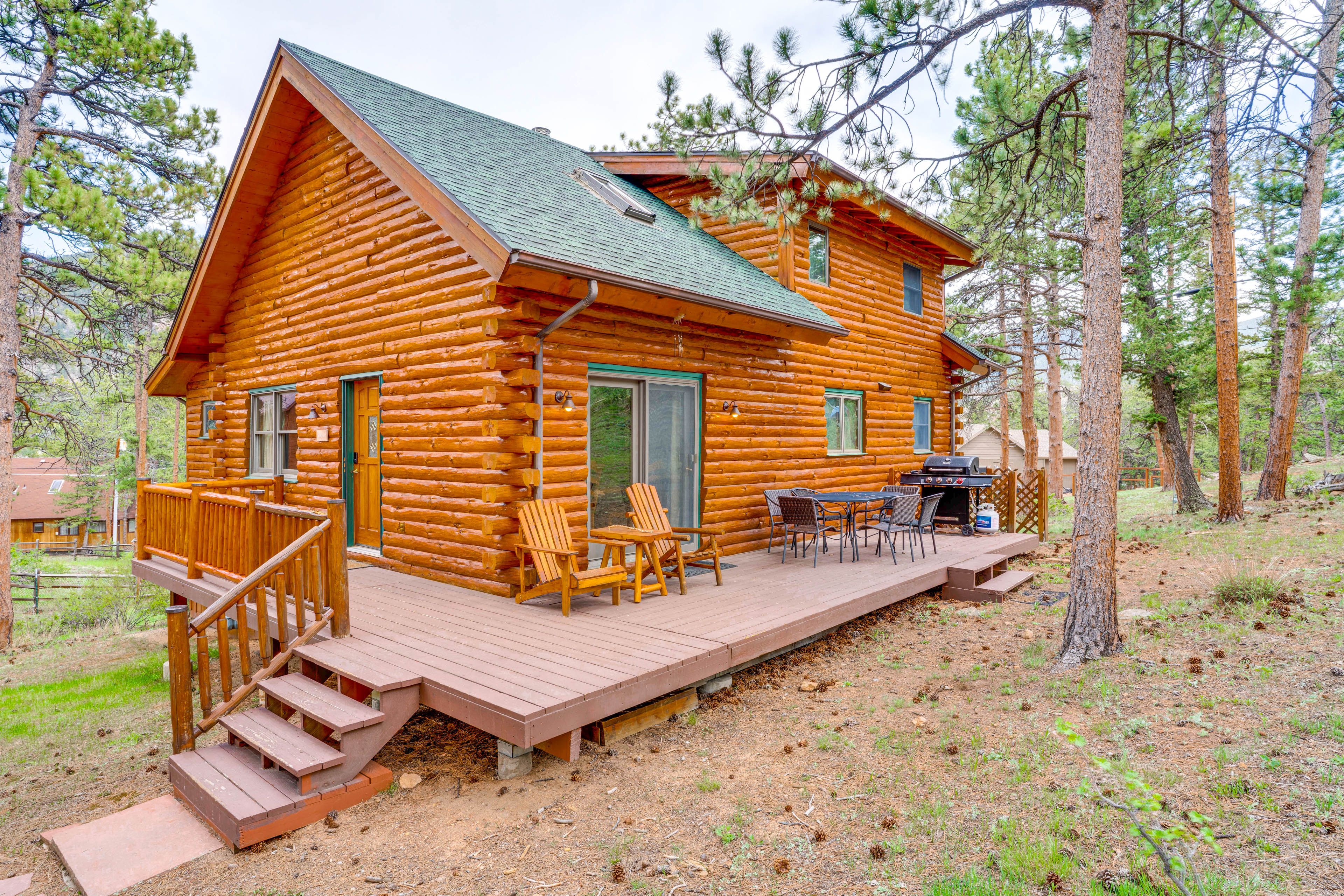 Estes Park Vacation Rental | 3BR | 2BA | 1,500 Sq Ft | Stairs Required