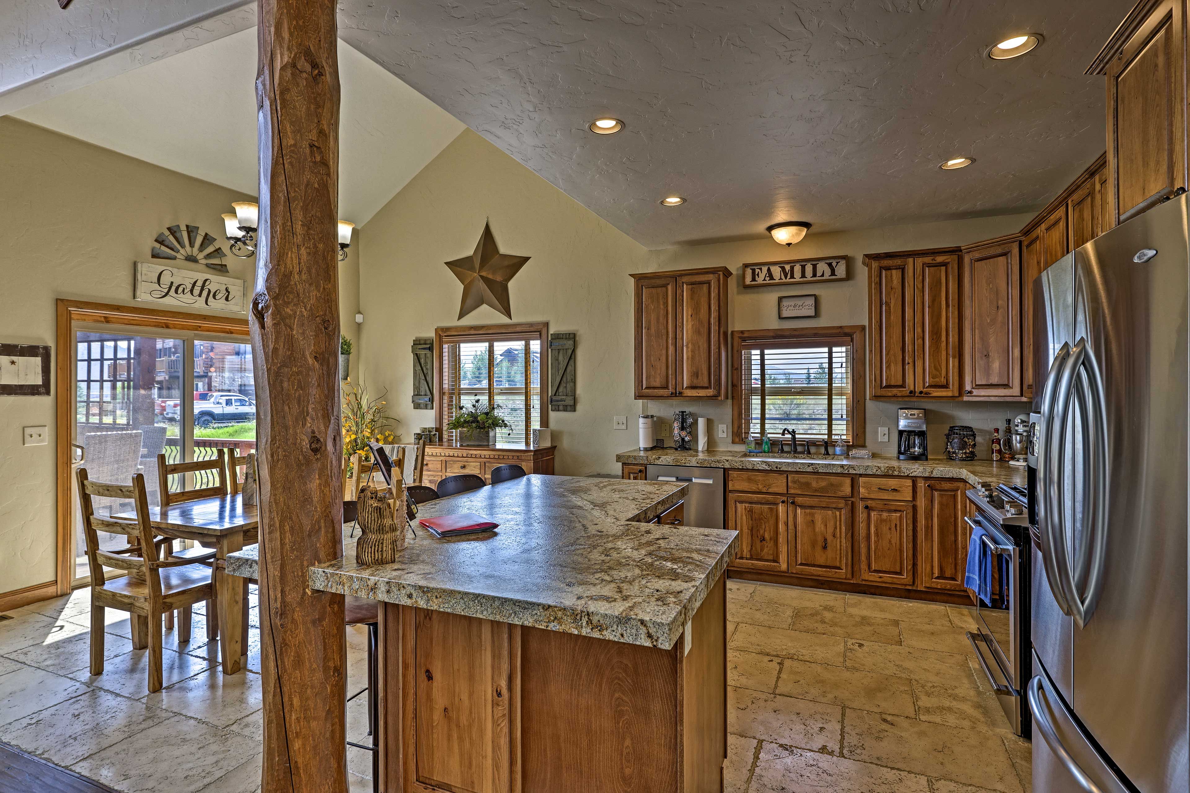 Kitchen | Keurig & Drip Coffee Makers