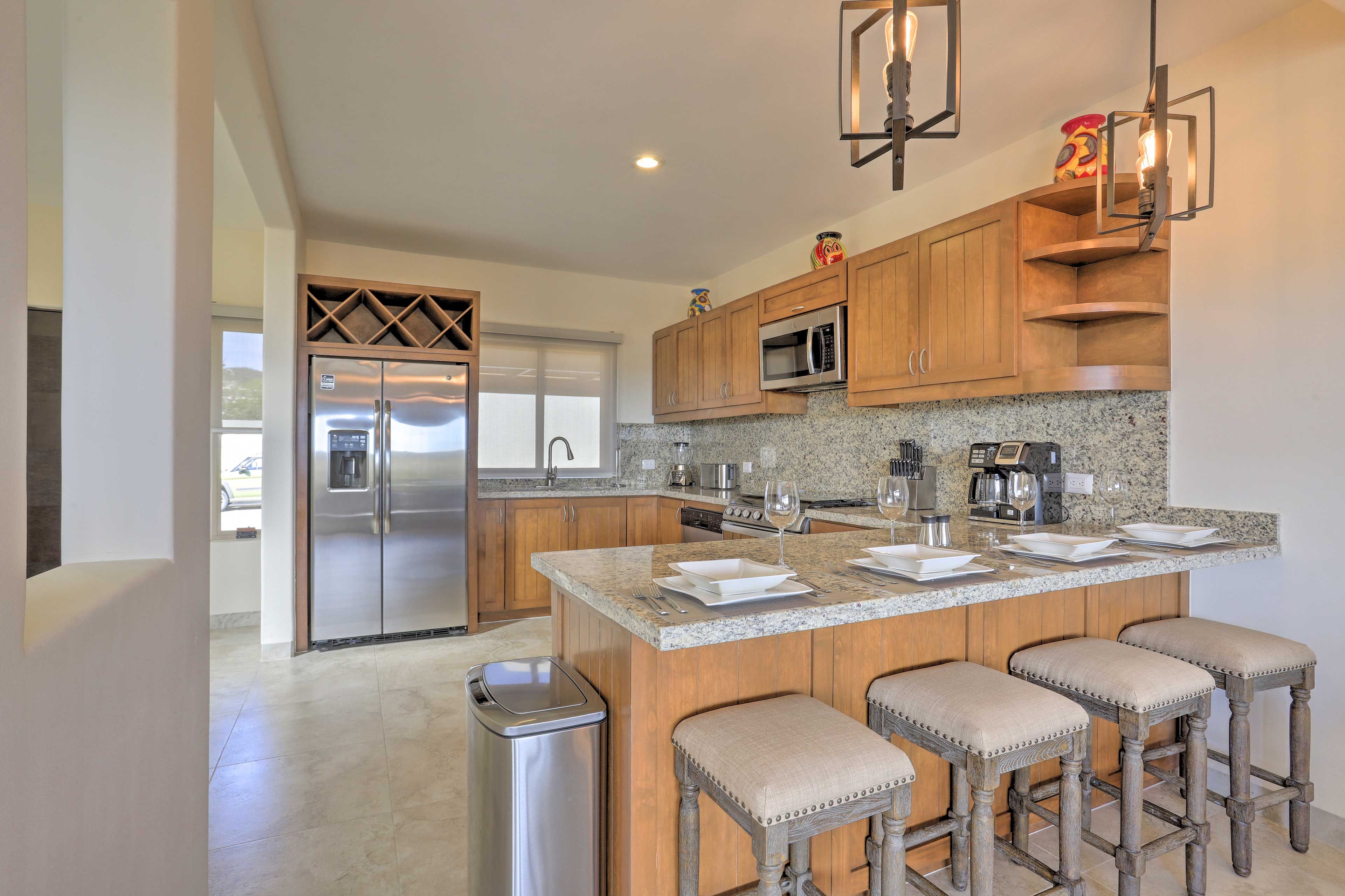 Sip on your morning coffee at the breakfast bar.