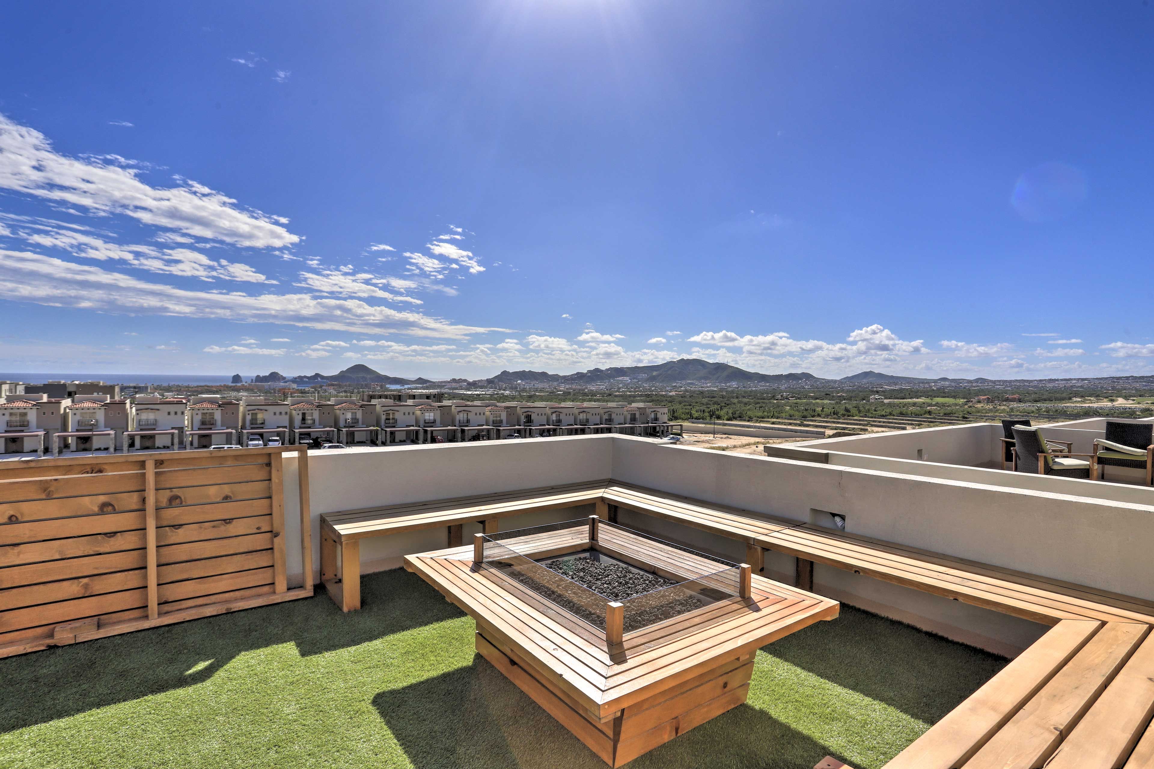 Light up the gas fire place and enjoy the evenings.