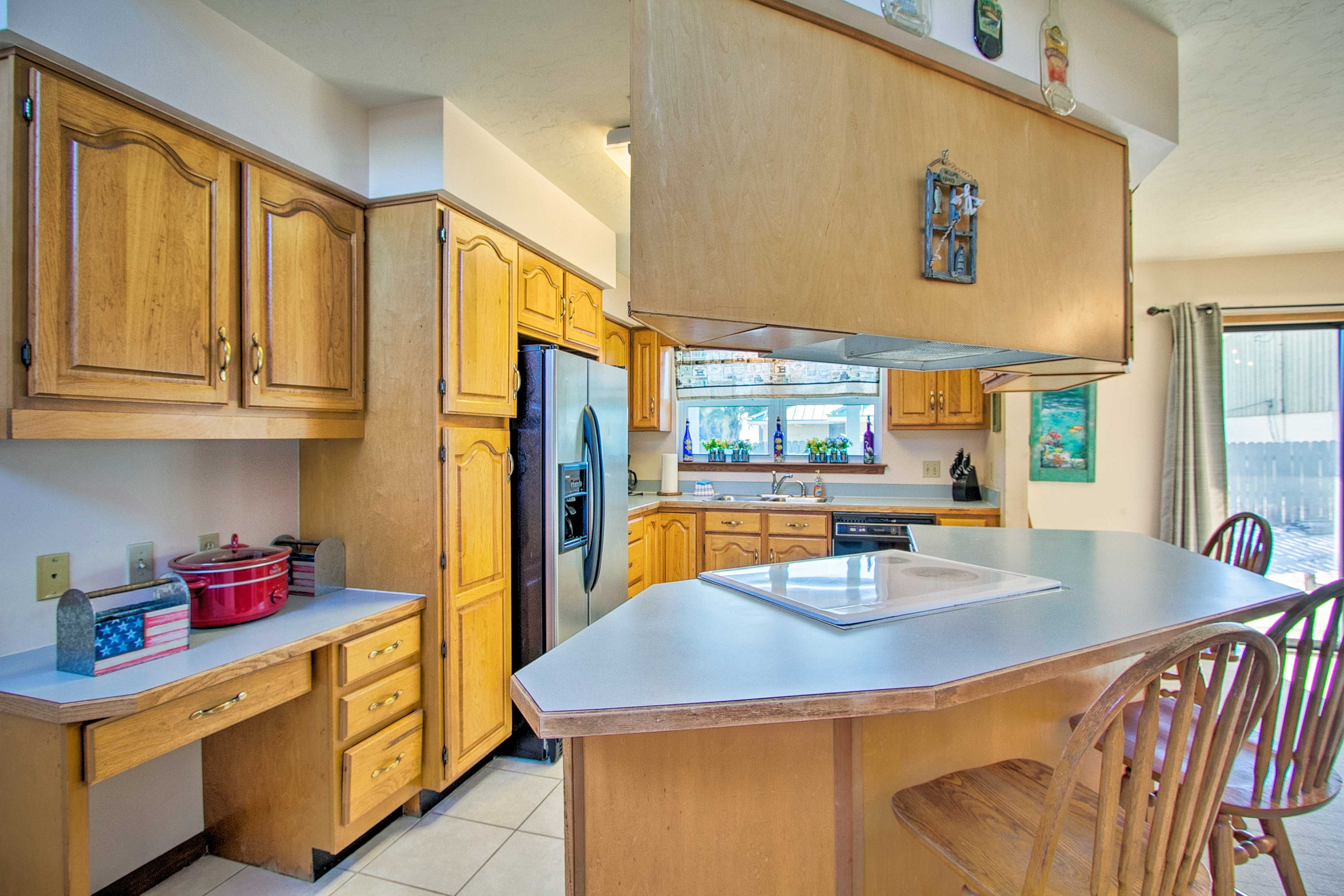 Kitchen | Cooking Basics | Bar Seating