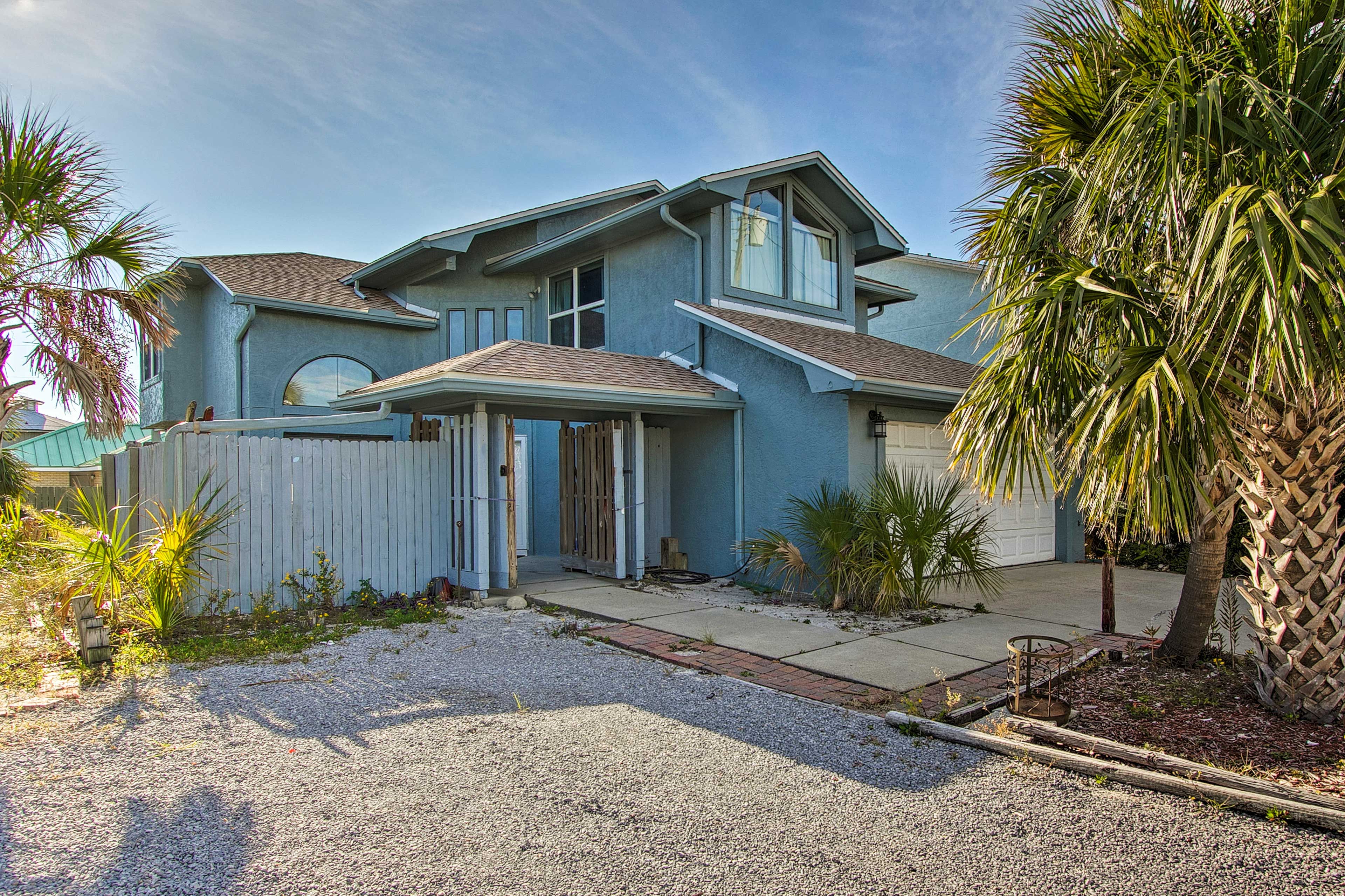 Exterior | Step-Free Entry | Walkable Location