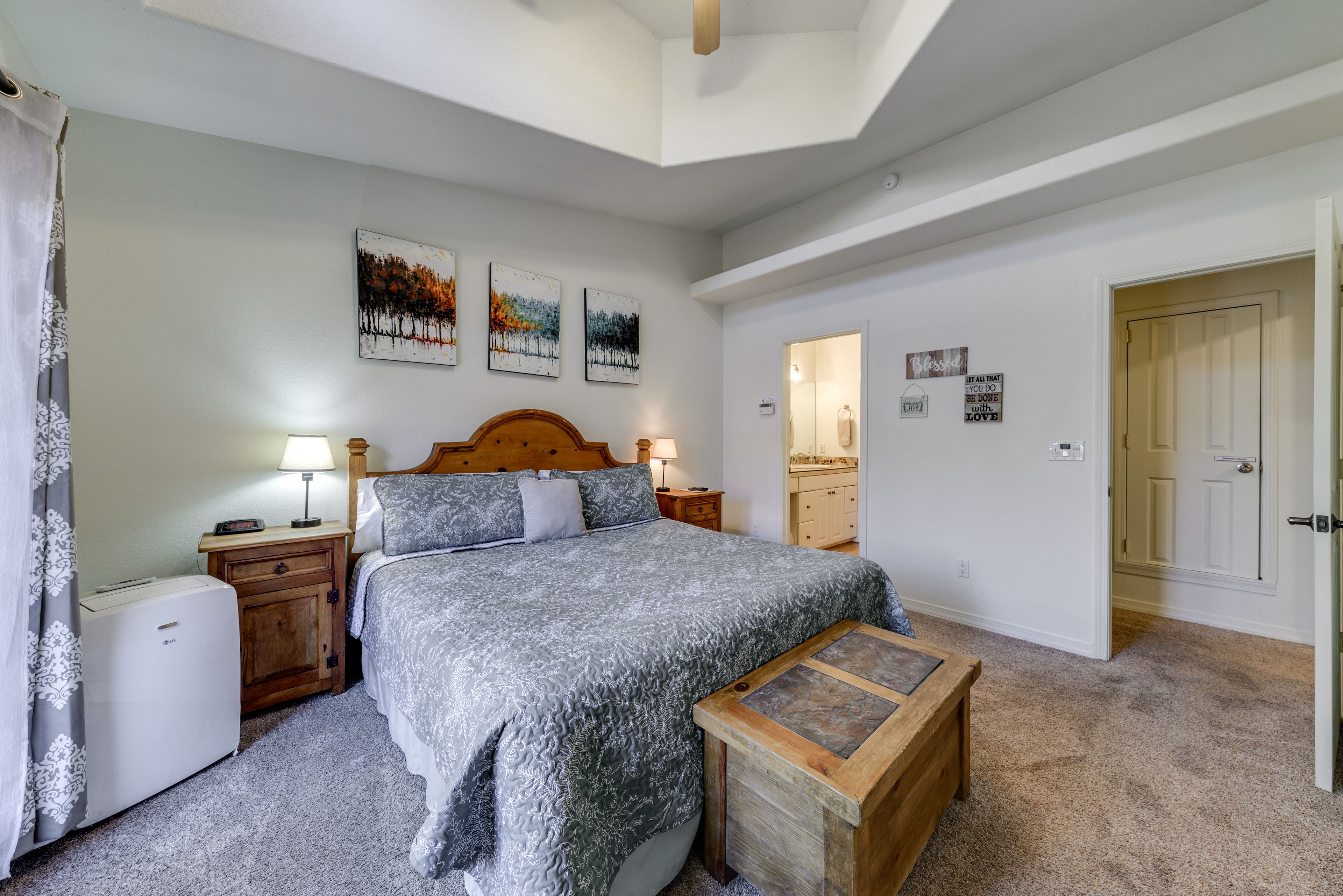 Bedroom 1 | Linens Provided