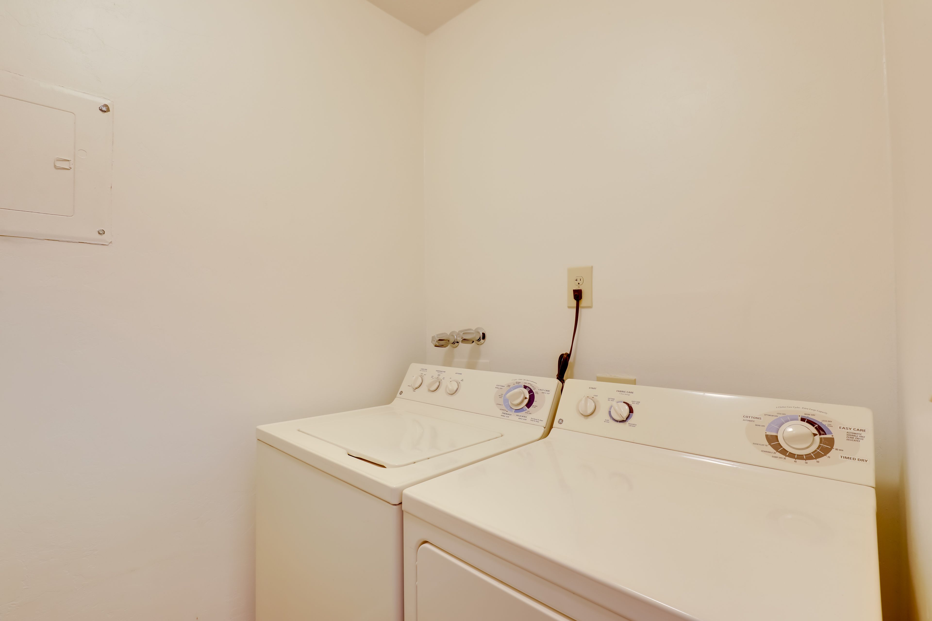 Washer & Dryer