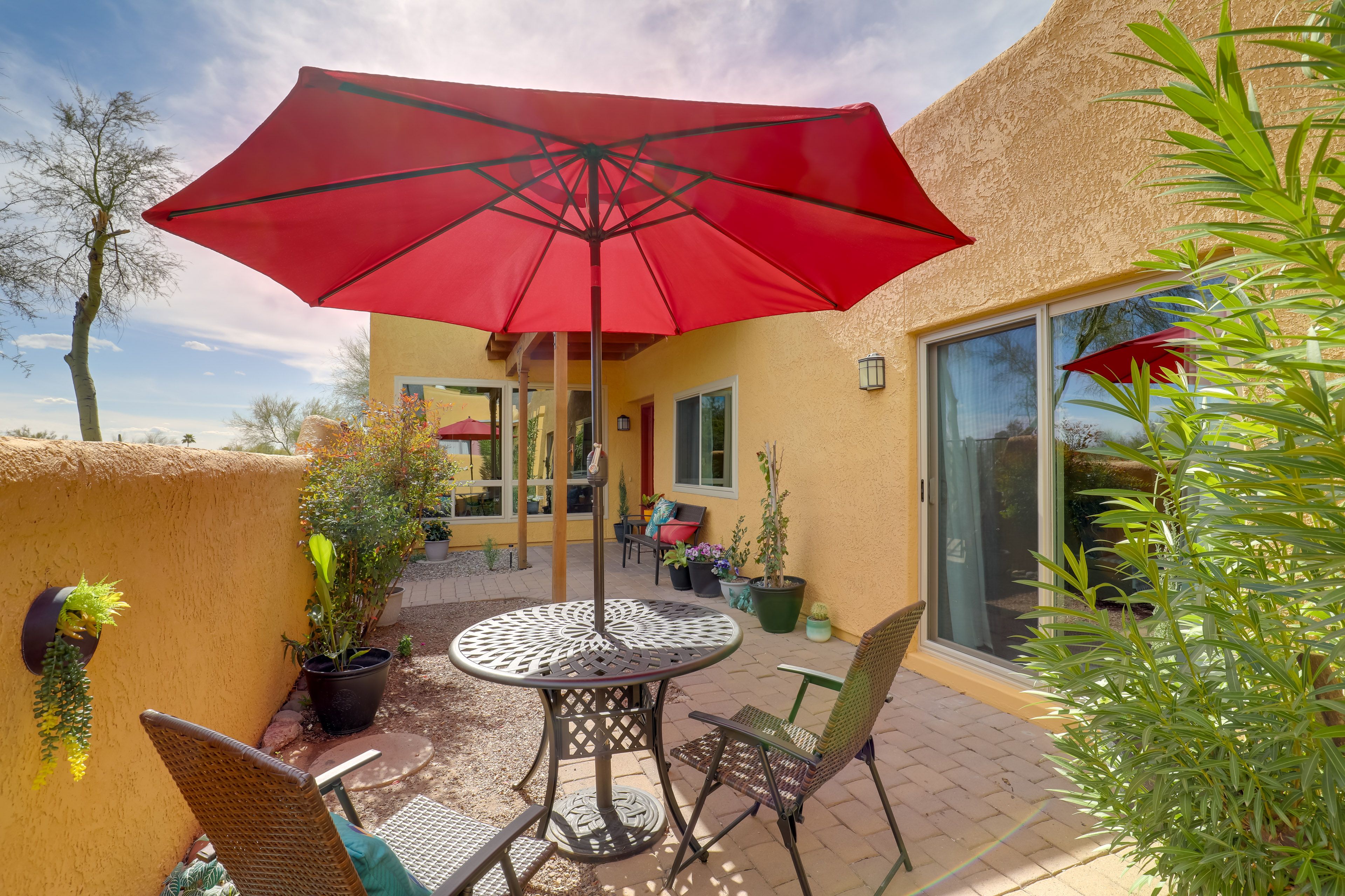 Furnished Patio | Outdoor Dining