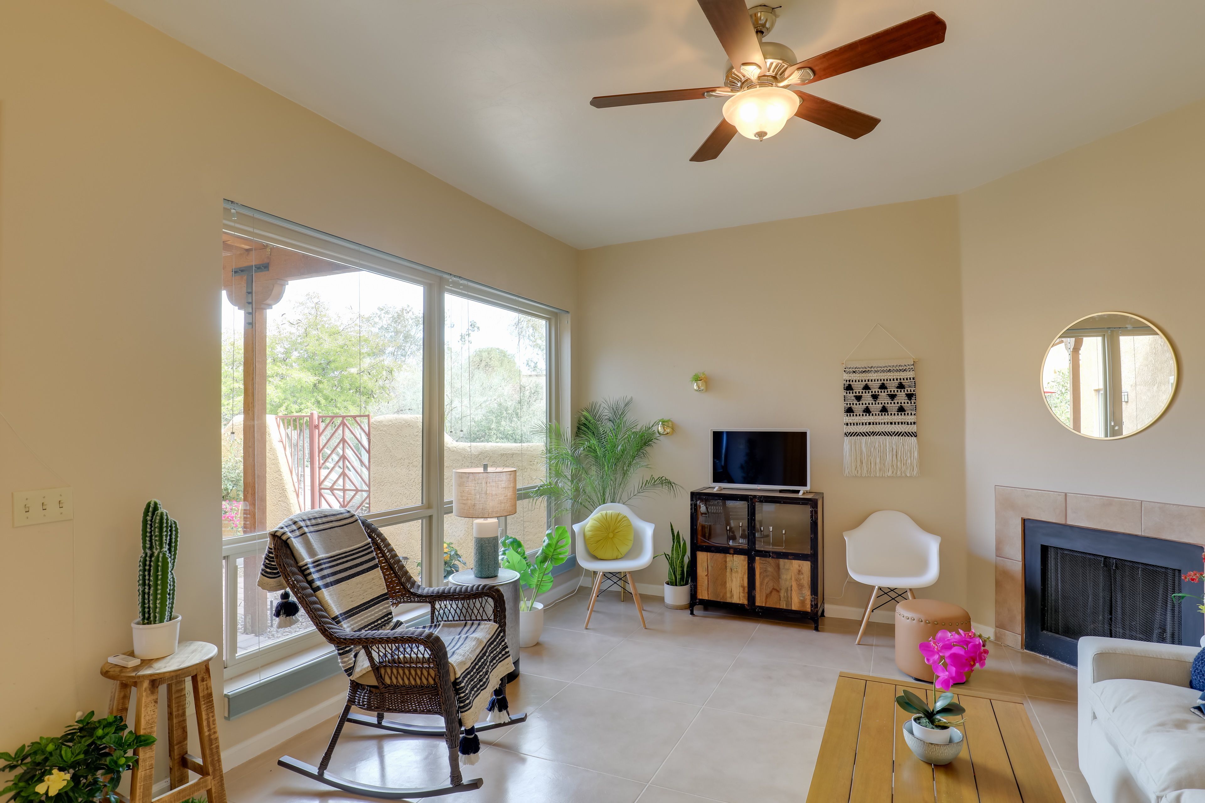 Tucson Vacation Rental | 2BR | 2BA | 1,258 Sq Ft | Half-Step Access