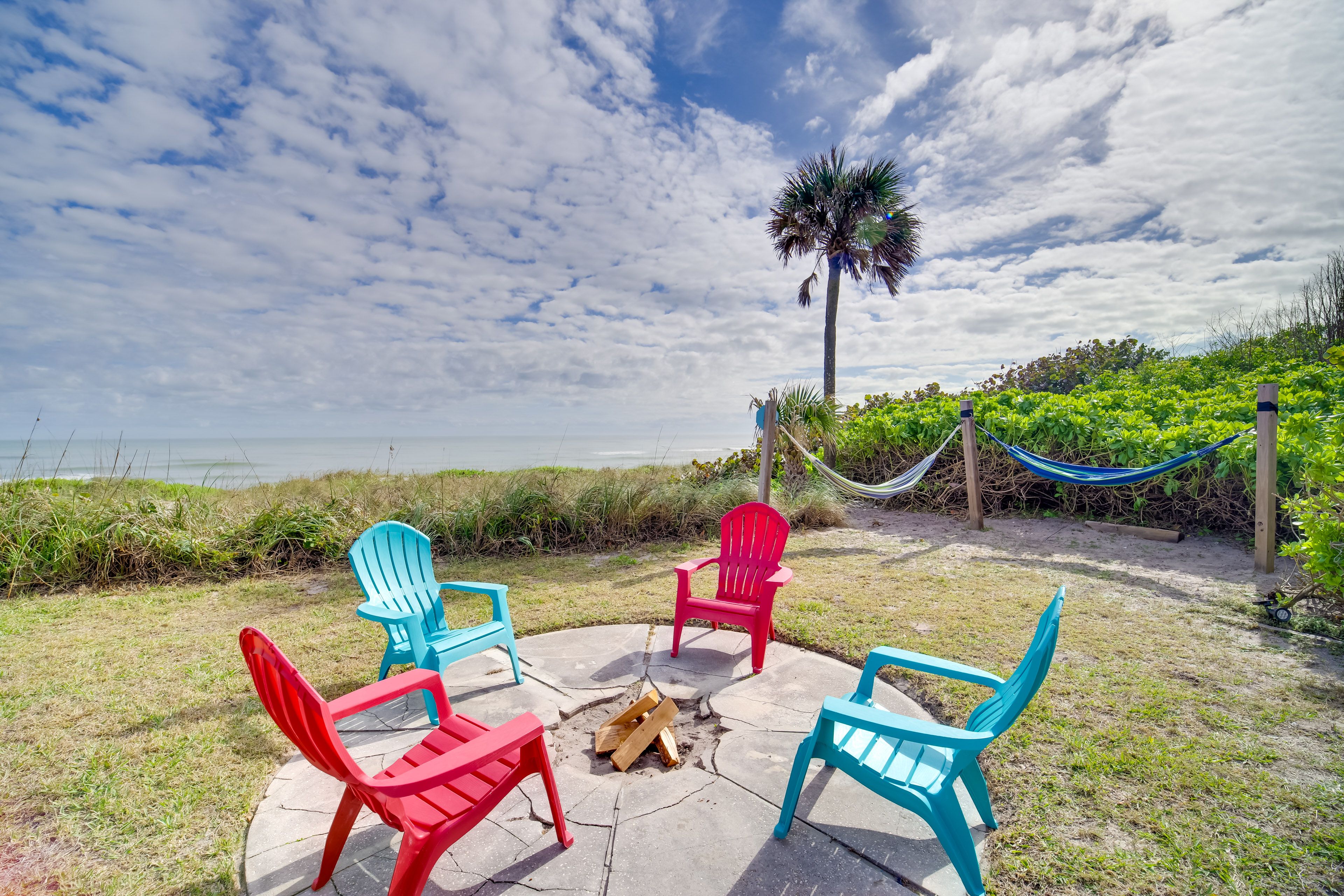 Fire Pit | Hammocks