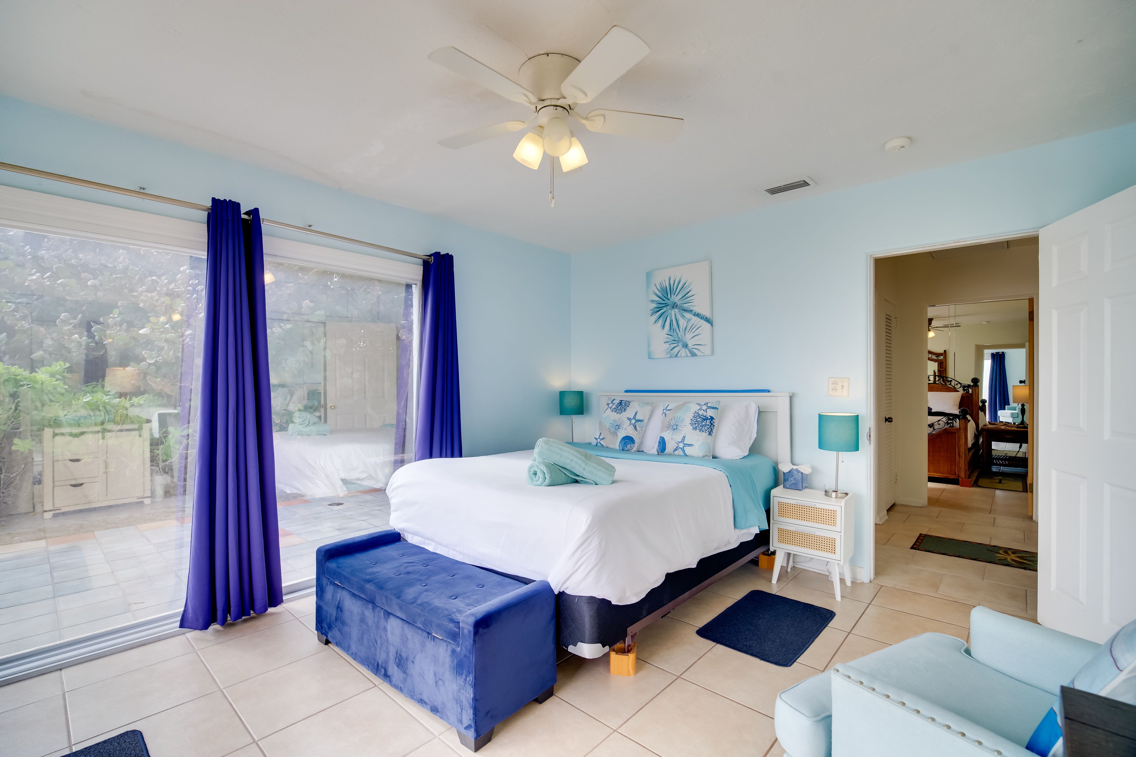 Bedroom 1 | Queen Bed | Linens Provided