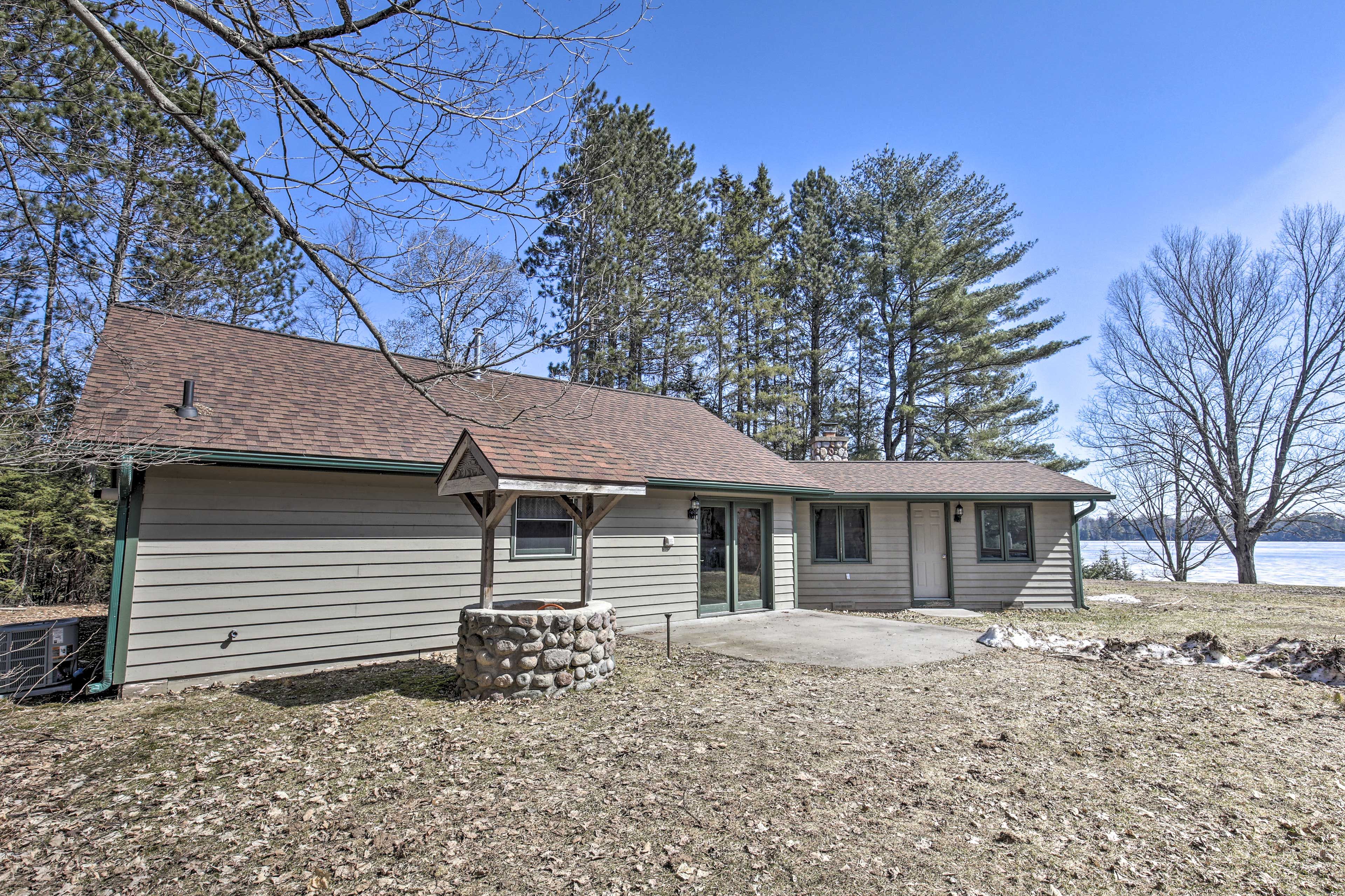 Welcome to your waterfront home-away-from-home!