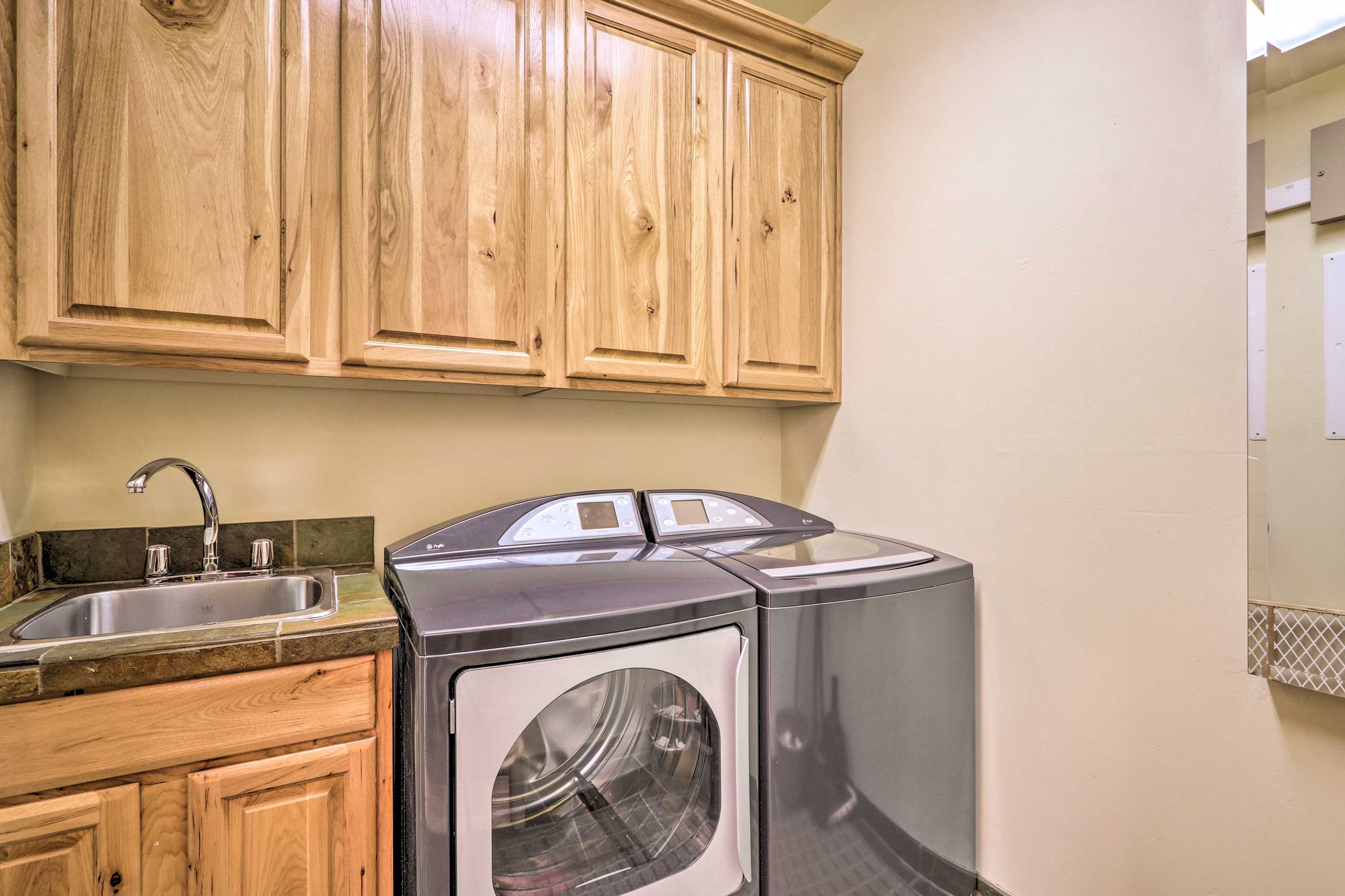Washer & Dryer