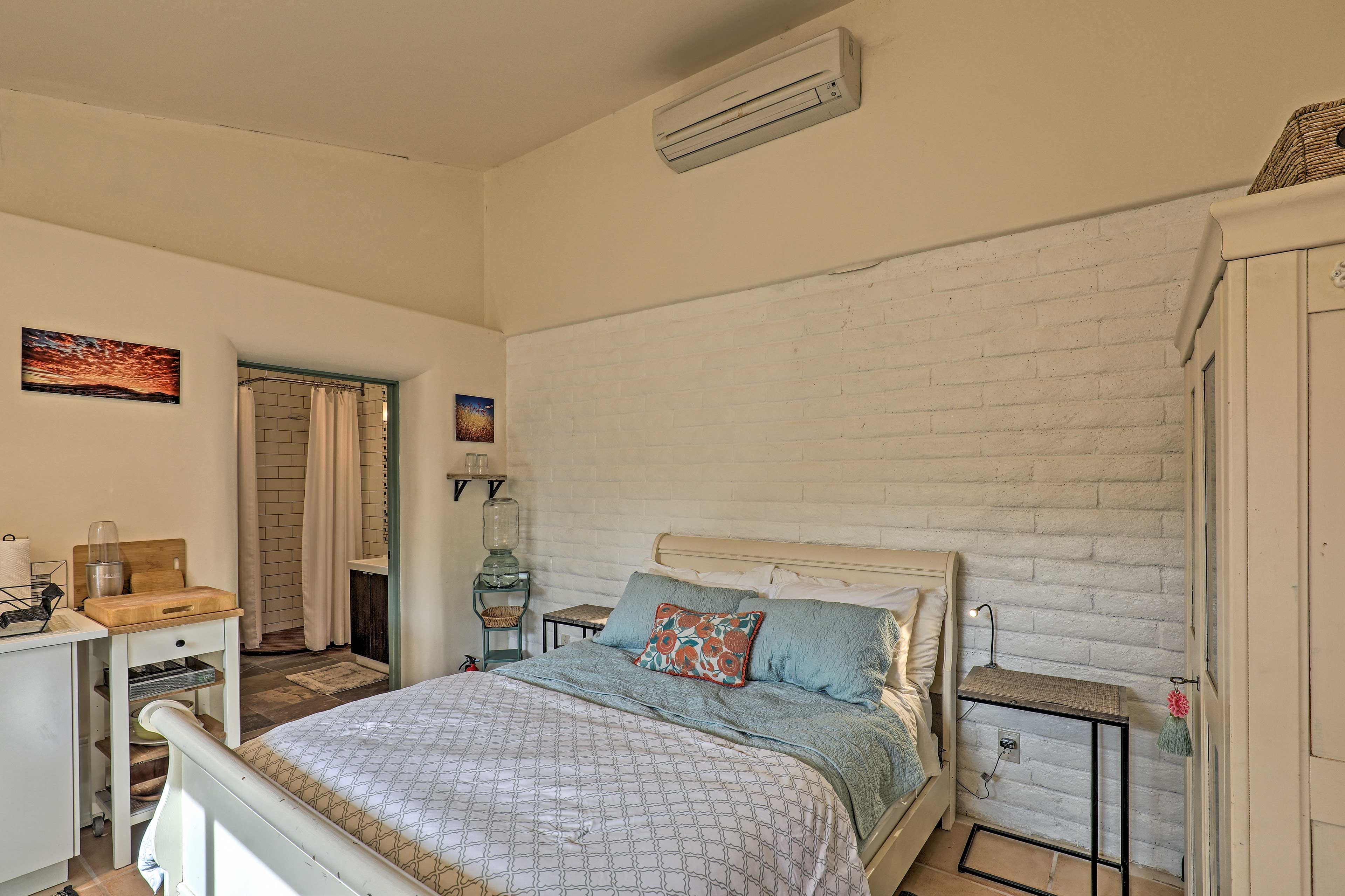 Interior | Open Floor Plan | Free WiFi