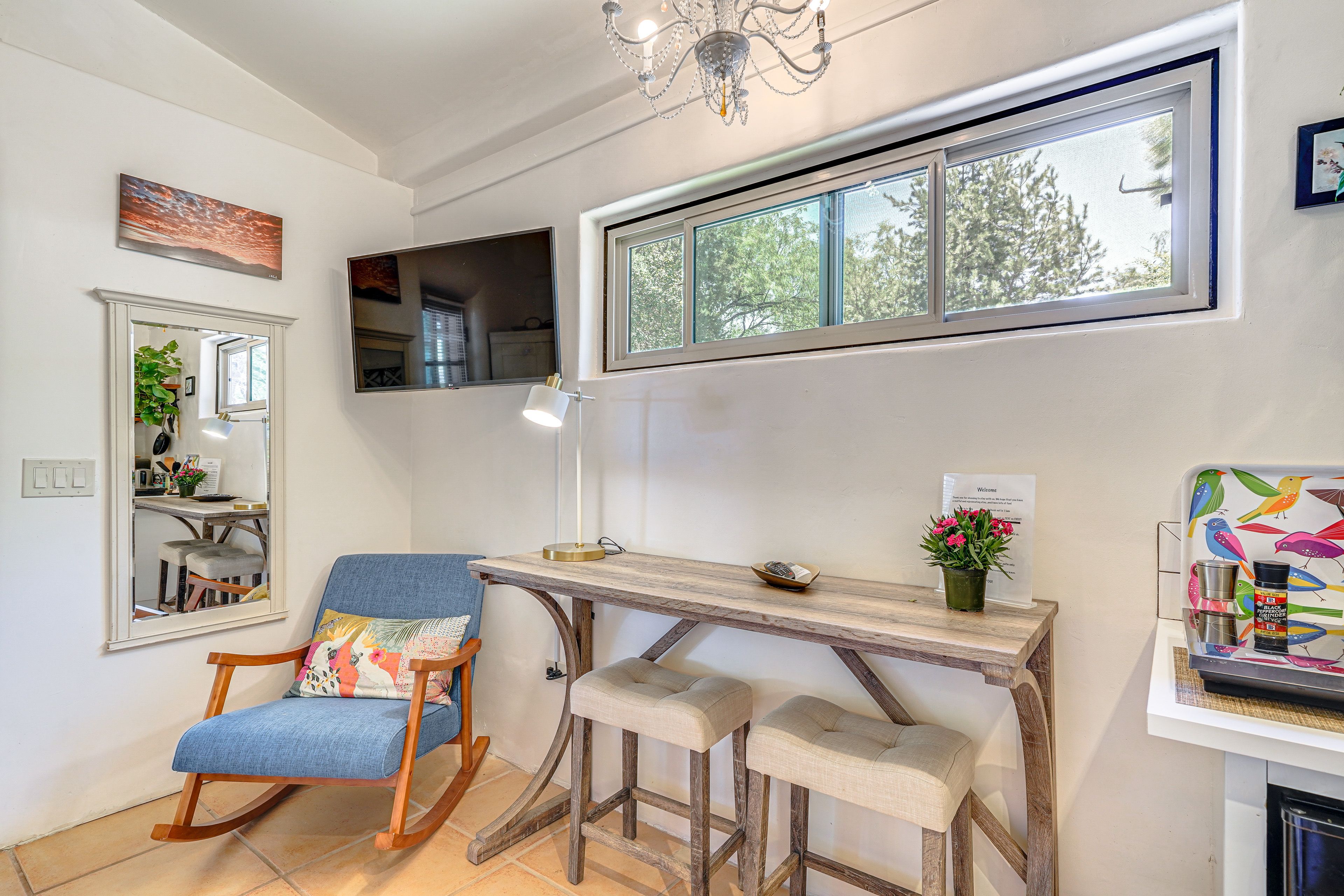 Dining Area | 50" Smart TV