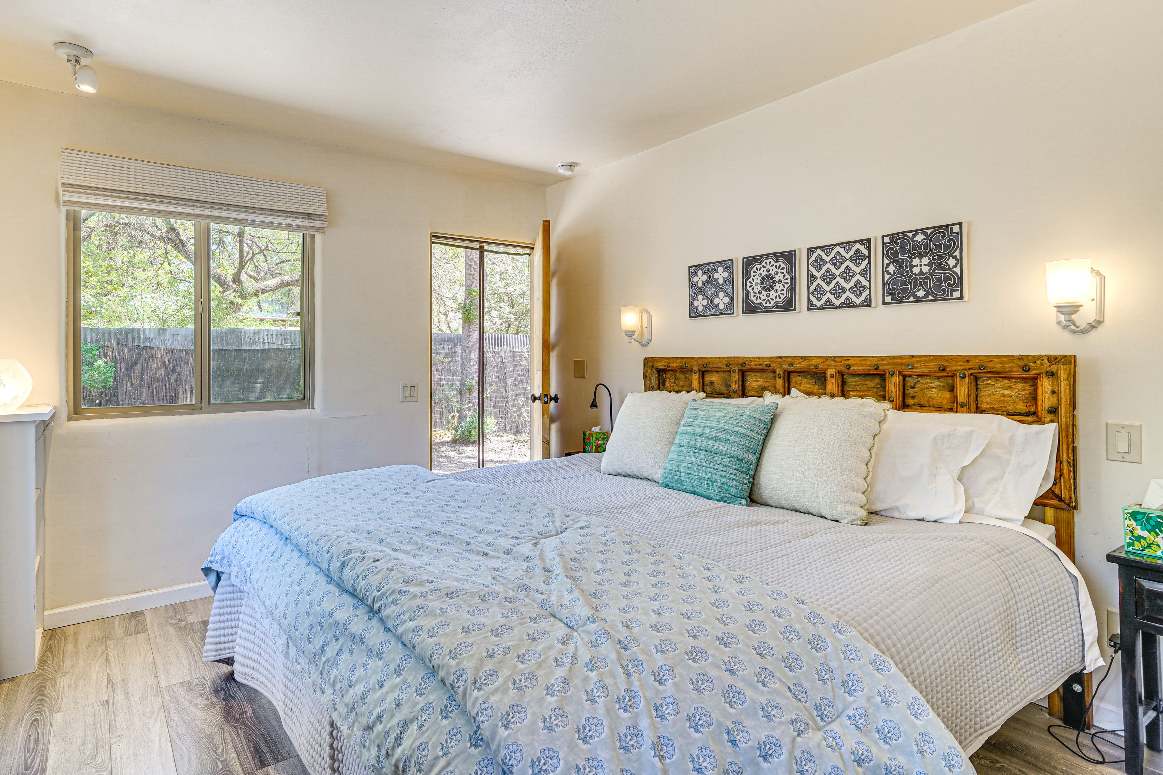Bedroom 1 | King Bed