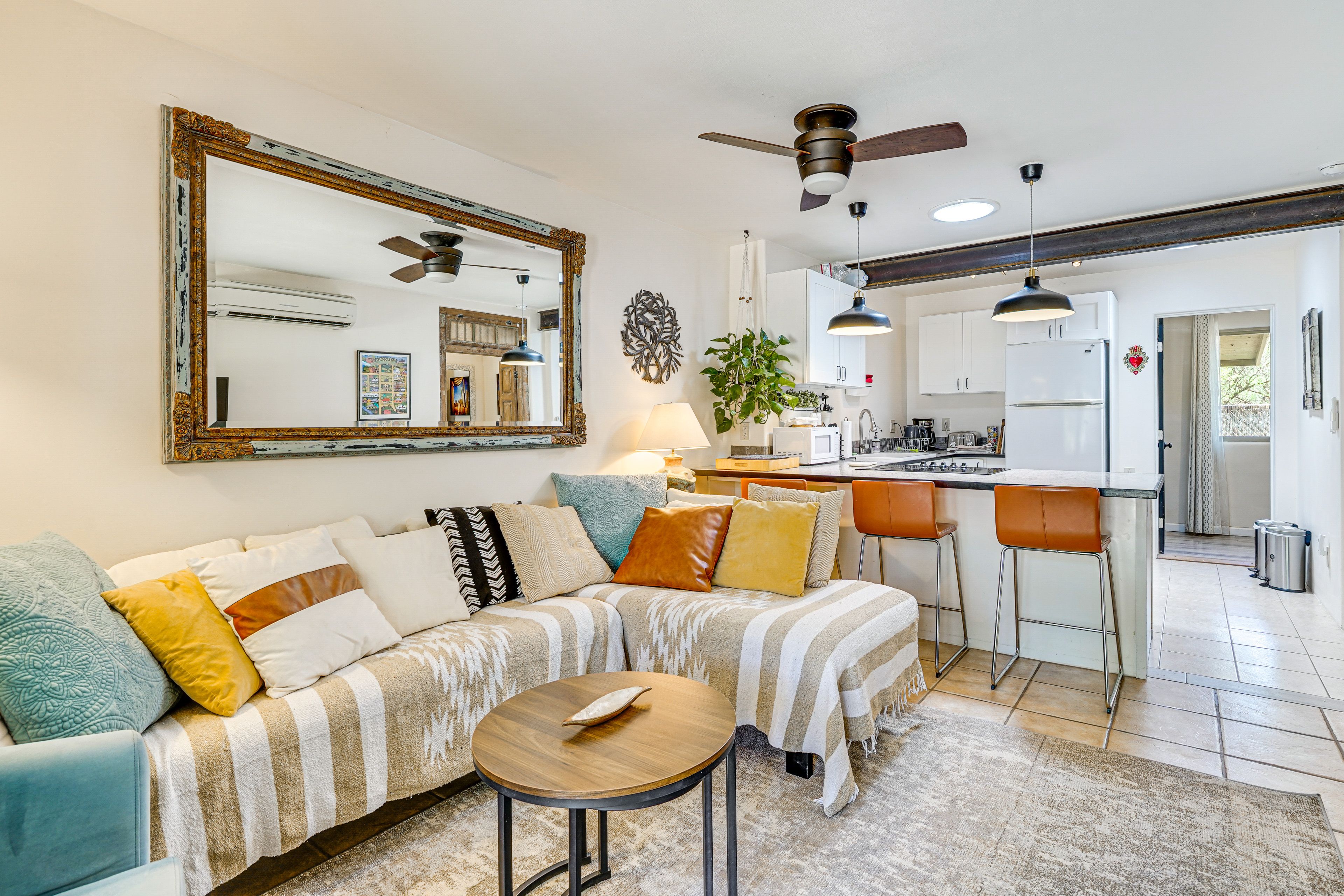 Interior | Open Floor Plan | Free WiFi