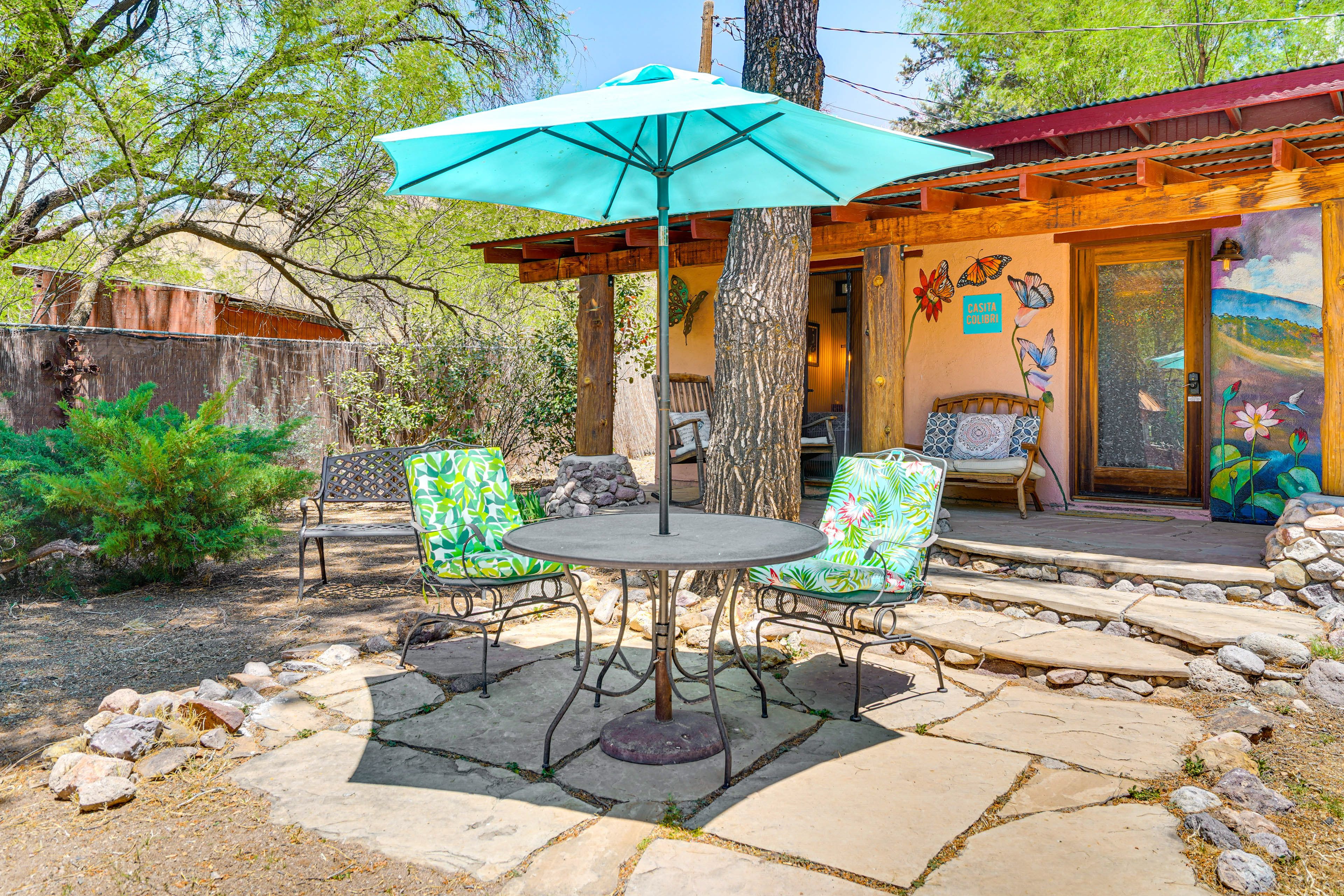 Shared Patio | Outdoor Dining | Fire Pit | Hammock