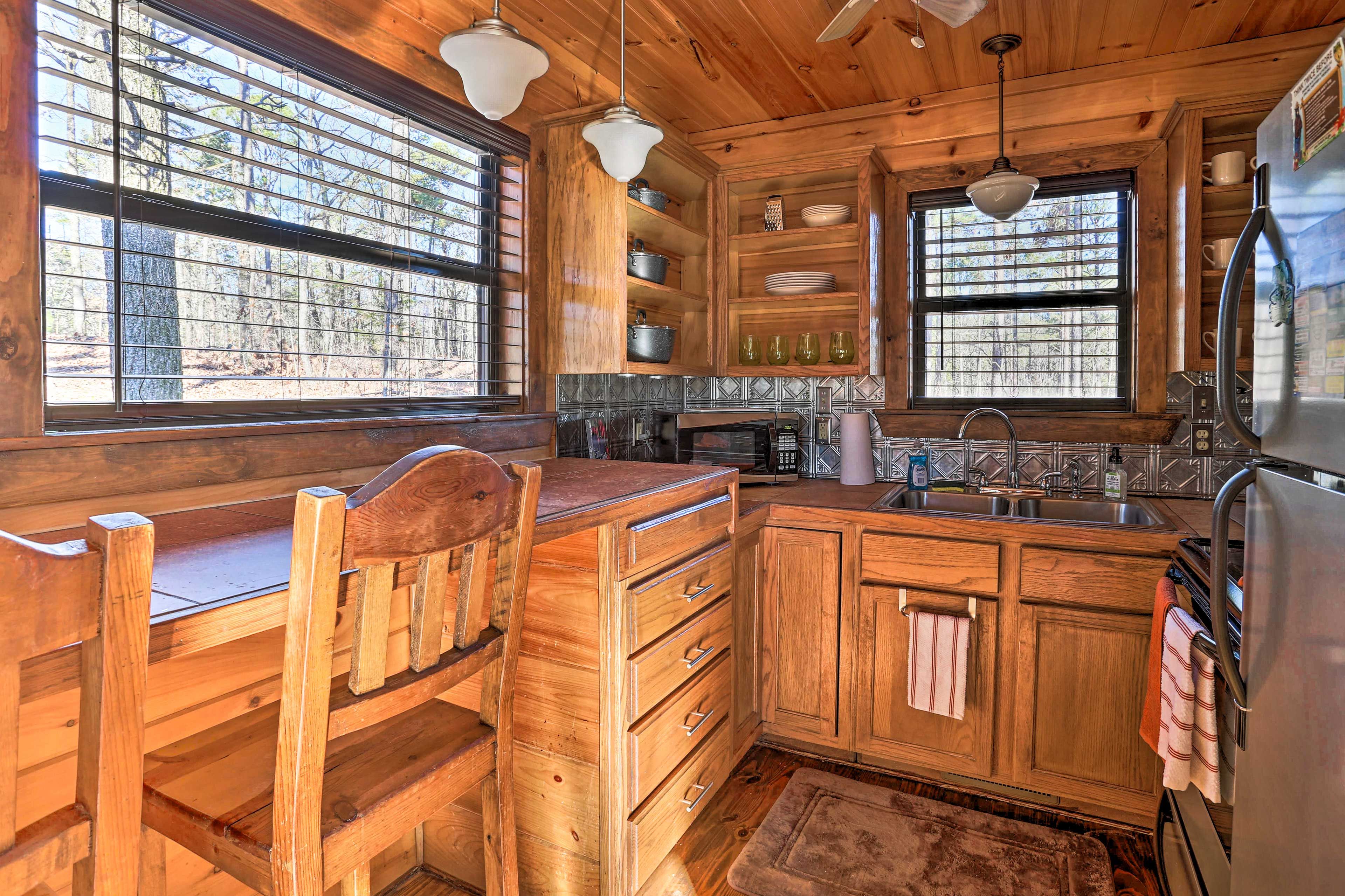 Enjoy a hearty breakfast at the breakfast bar!
