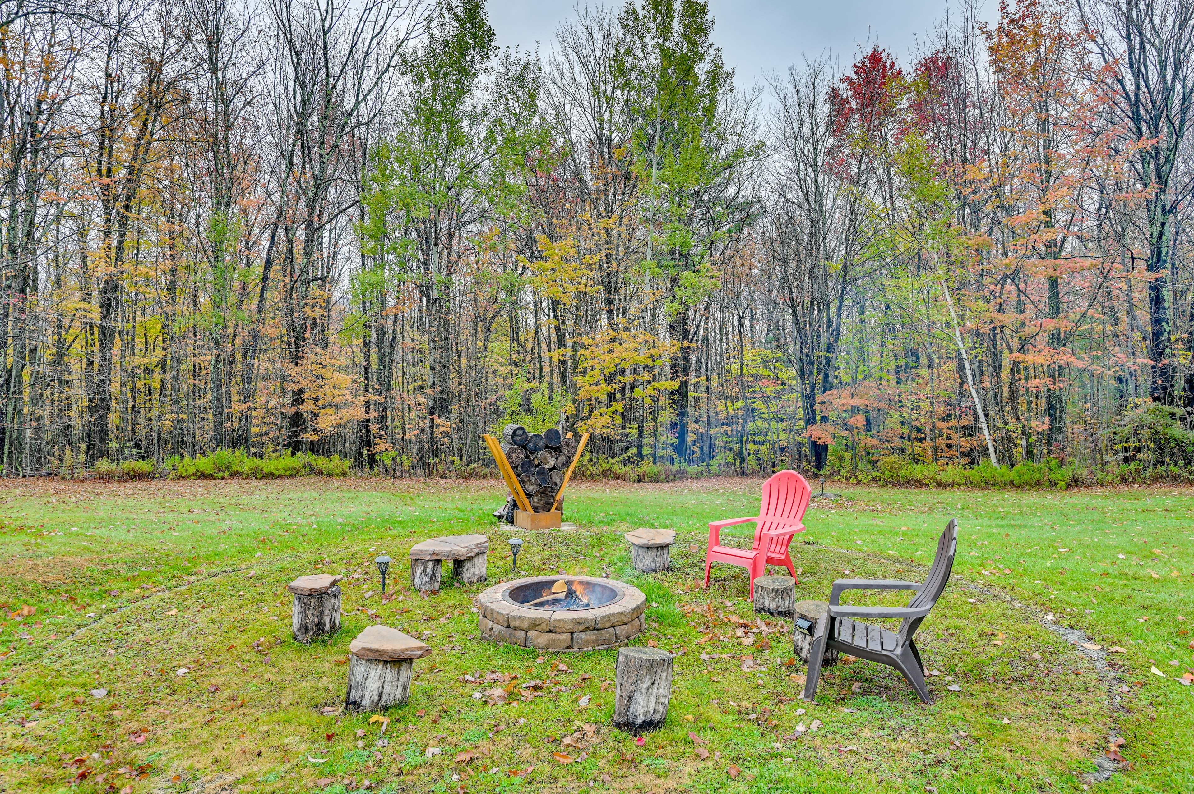 Yard | Fire Pit