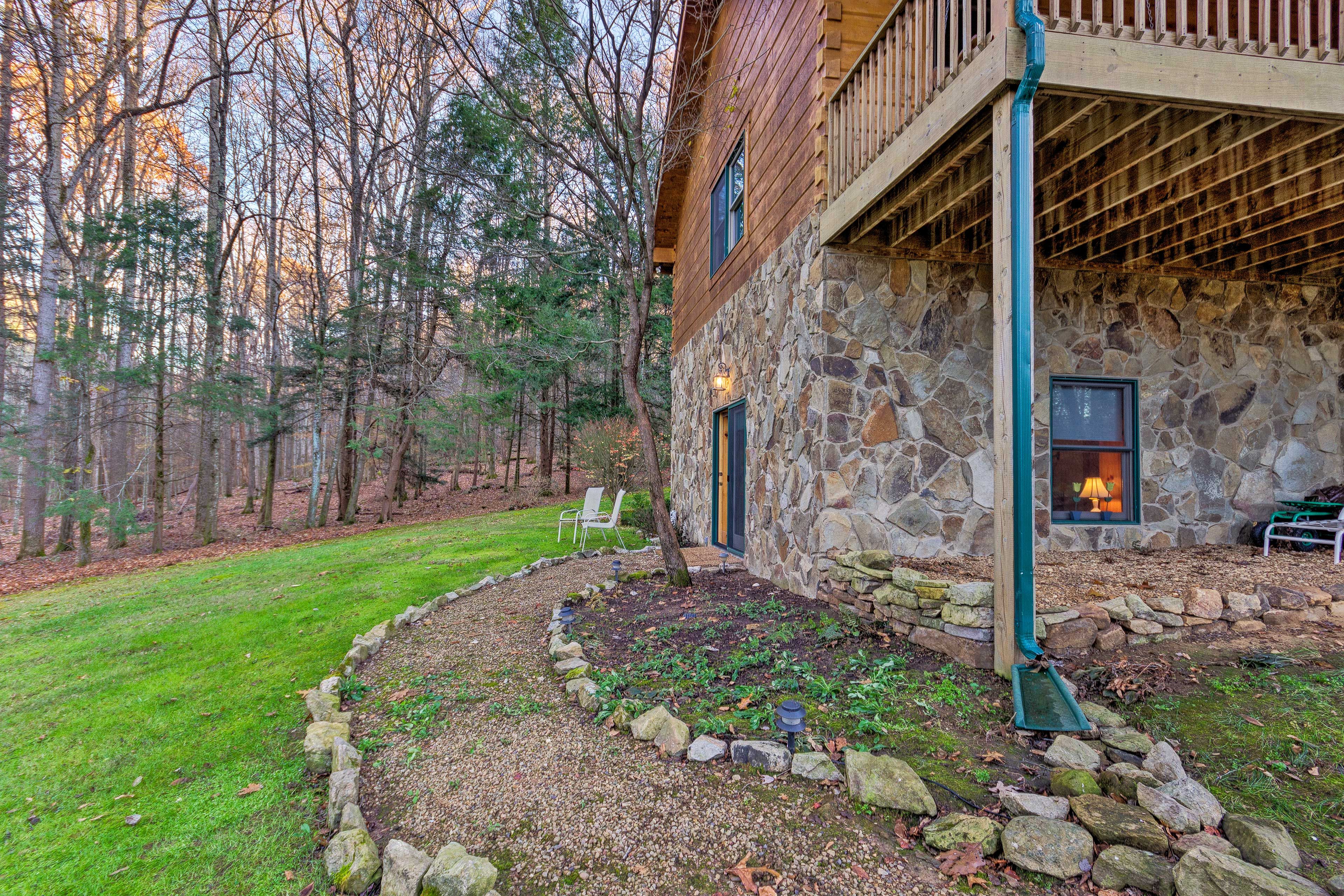 Exterior | Mountain Views