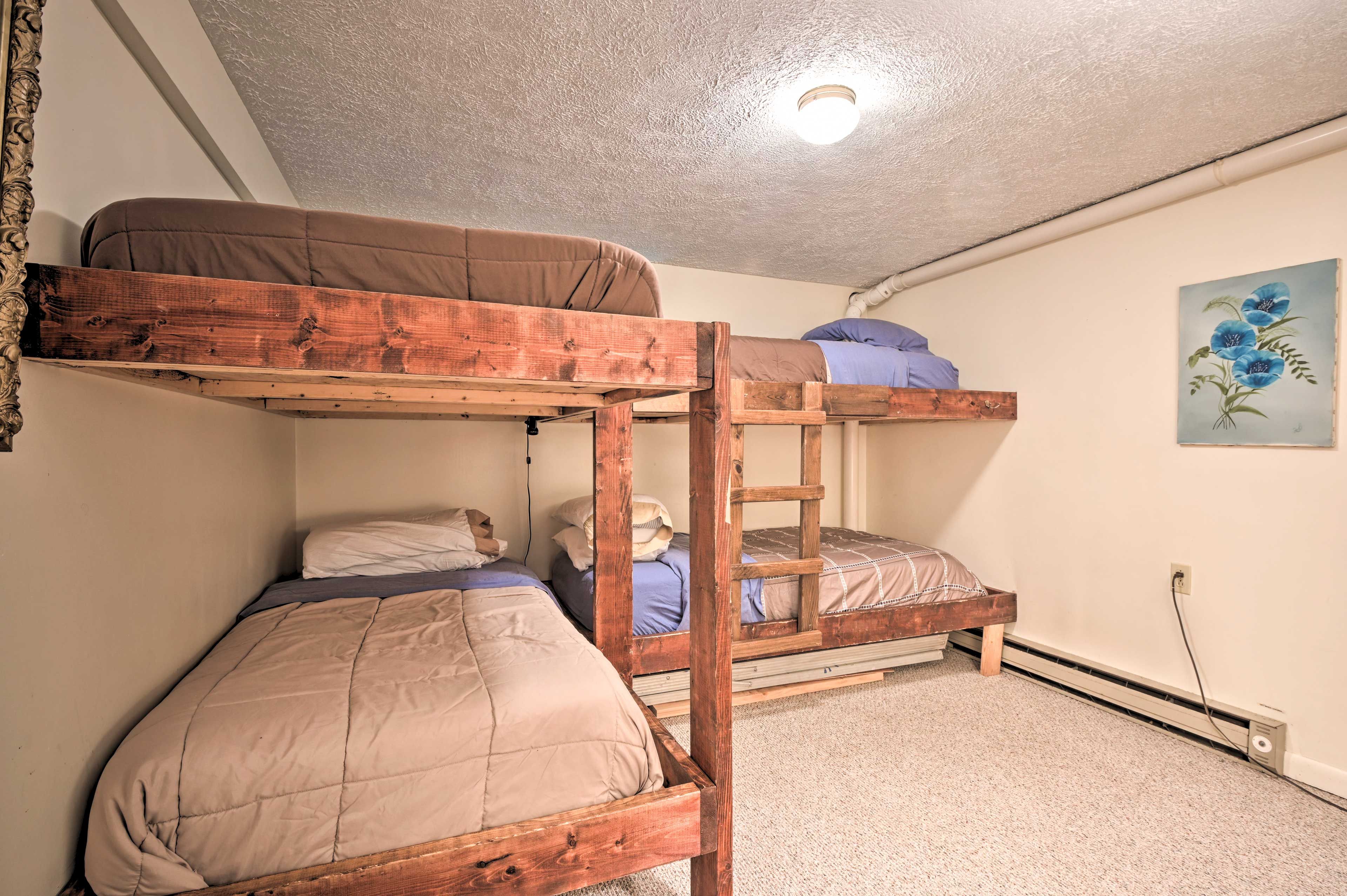 Bedroom 4 | 2 Twin Bunk Beds