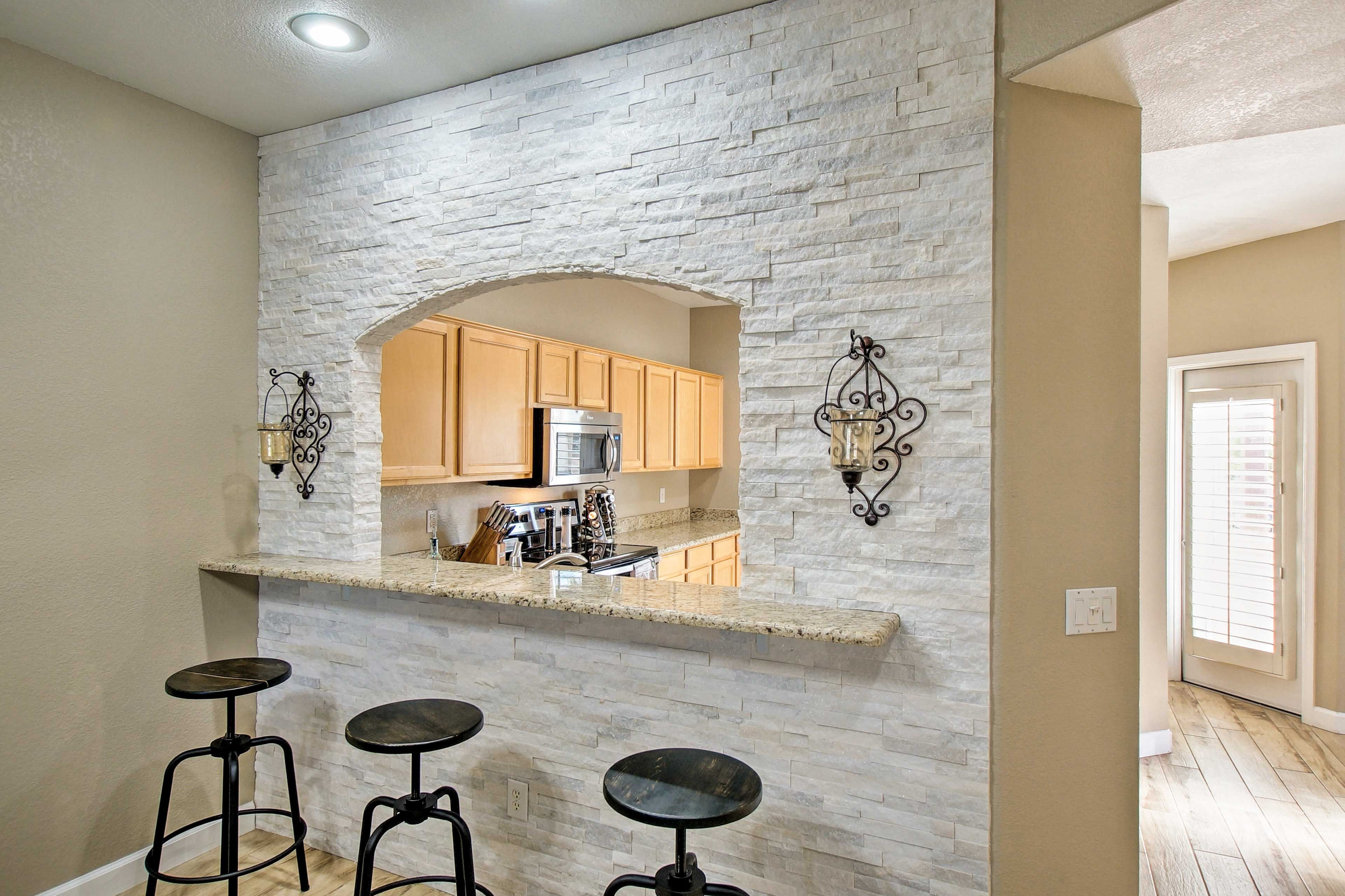Kitchen | Bar Seating