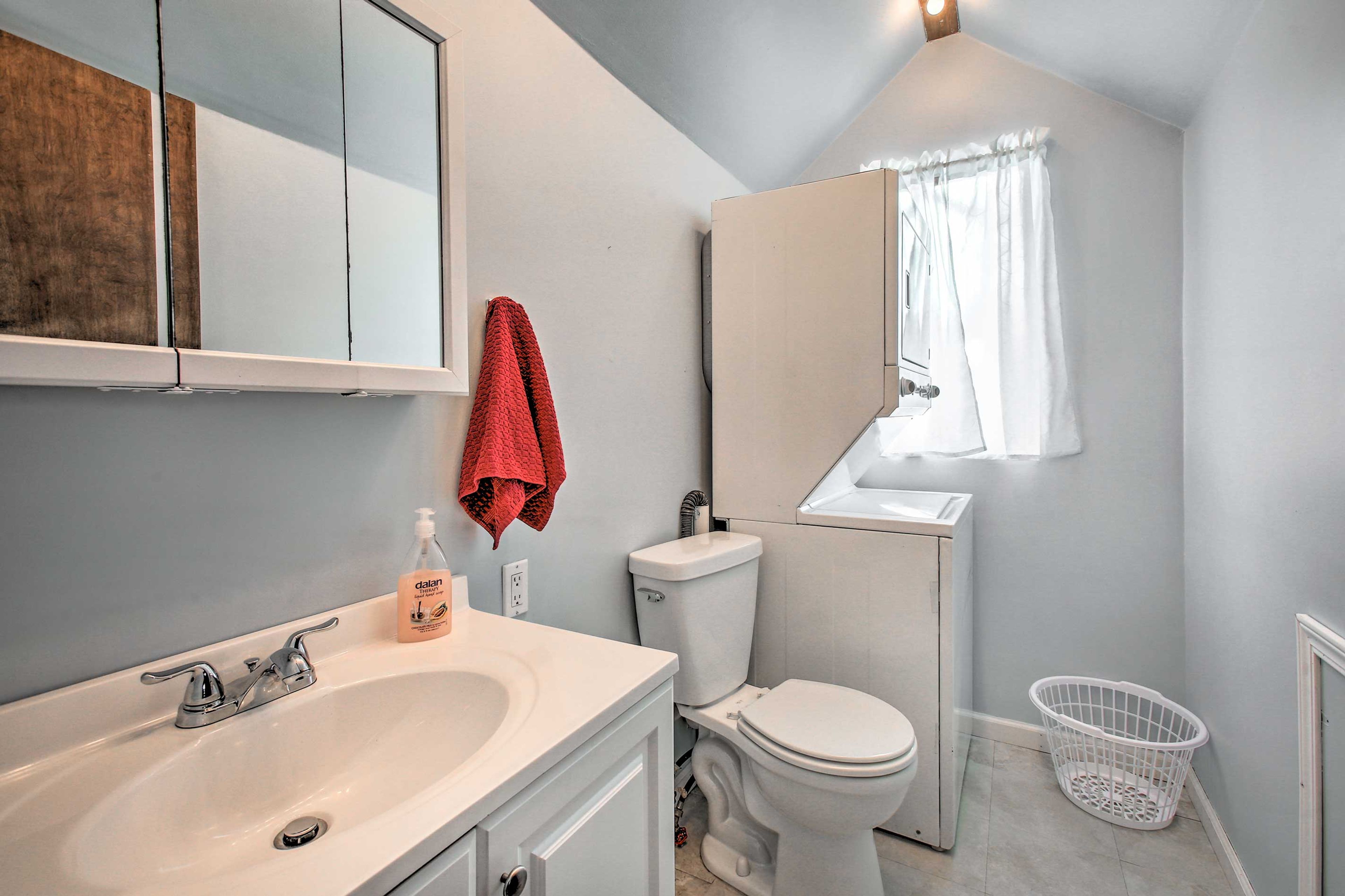 En-Suite Half Bathroom | Washer & Dryer