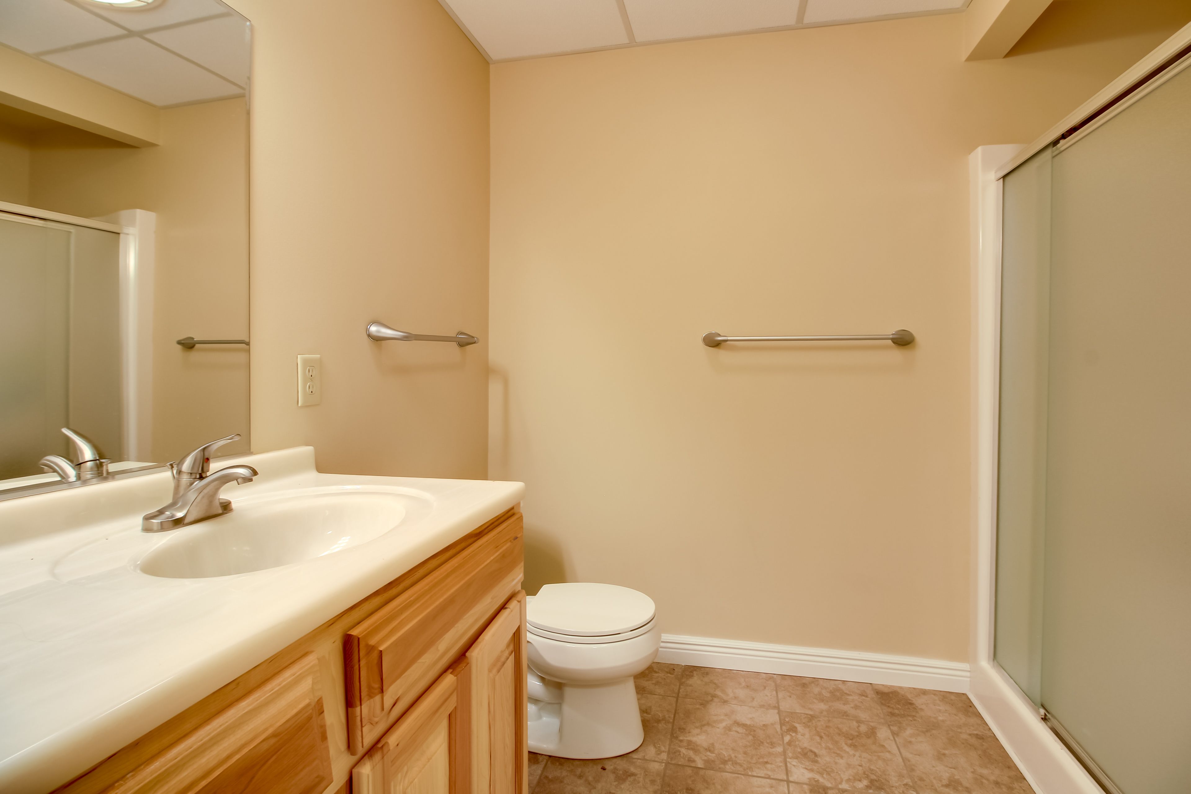 Full Bathroom | Complimentary Toiletries