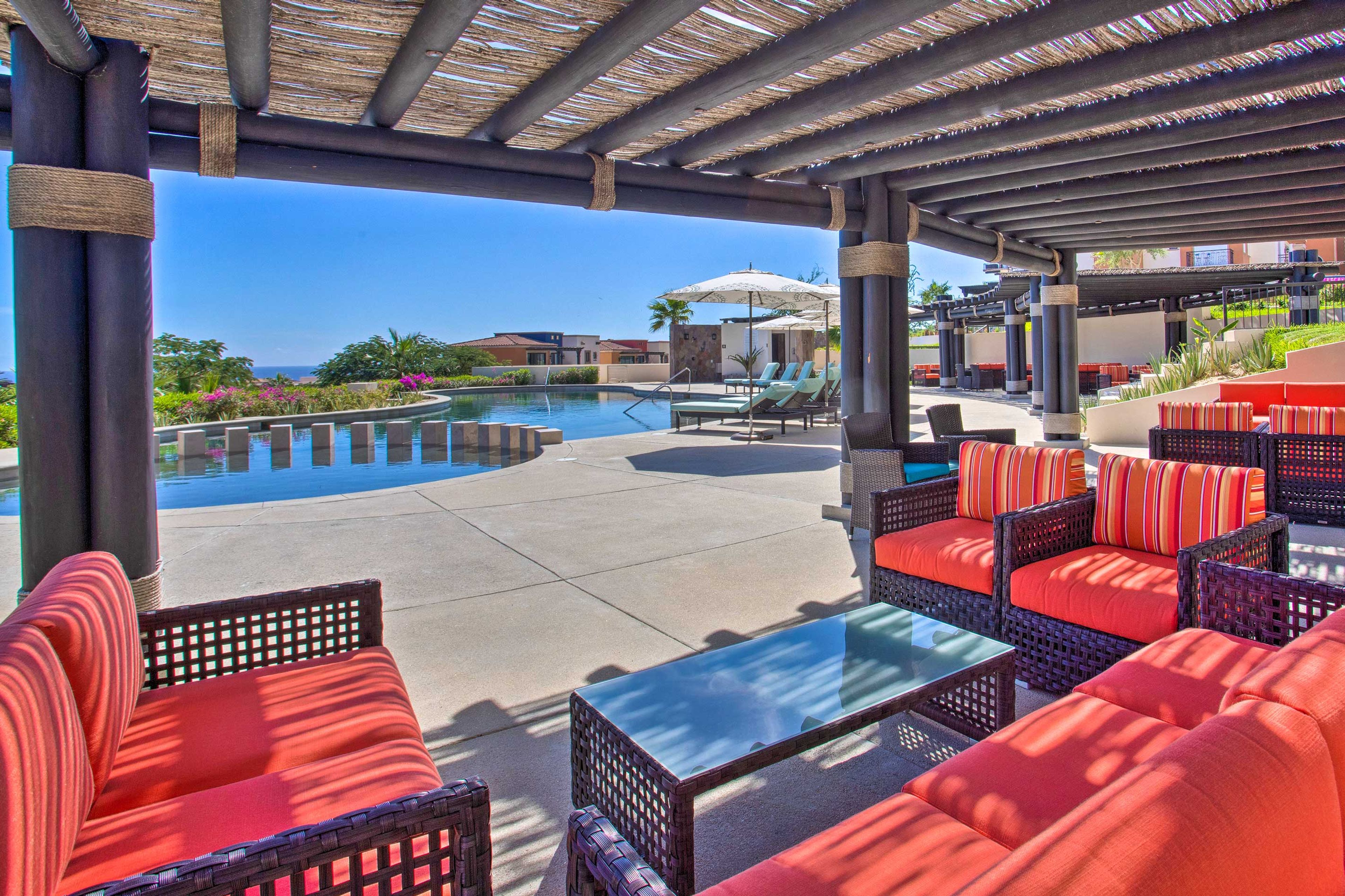 Community Amenities | Cabanas