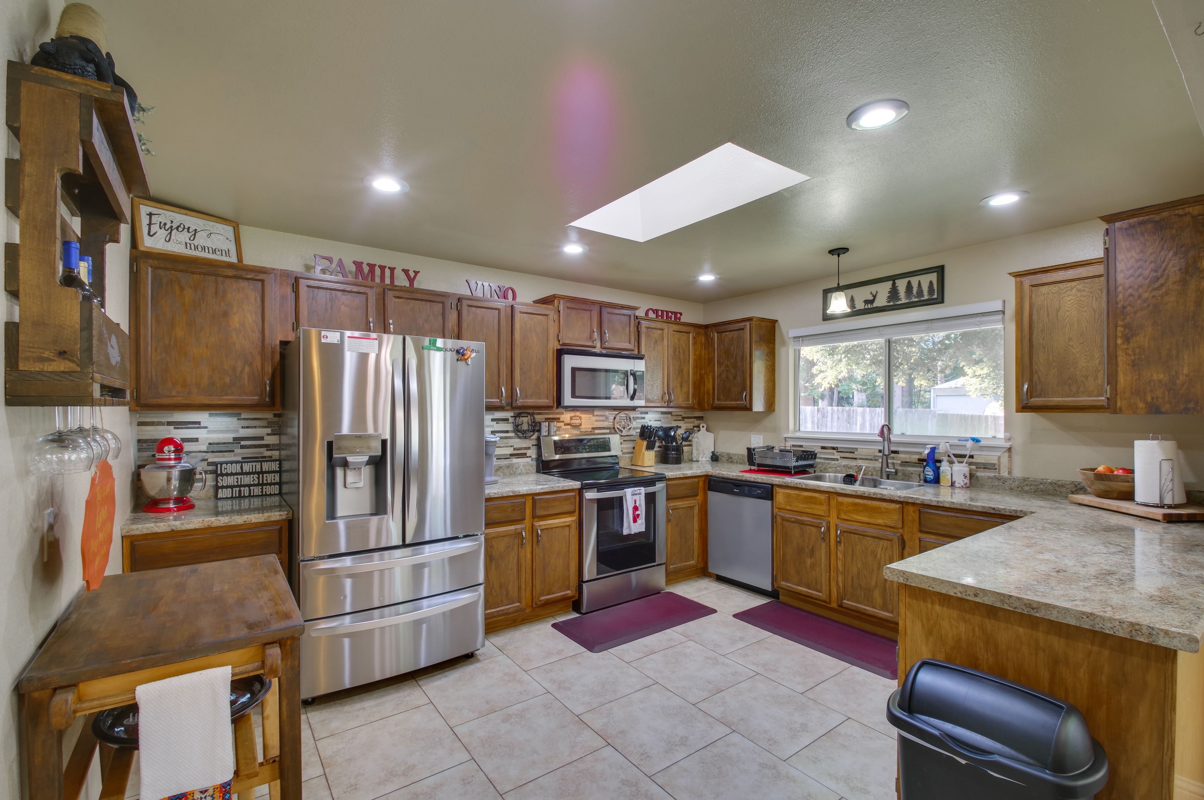 Kitchen | Cooking Basics | Keurig & Drip Coffee Maker