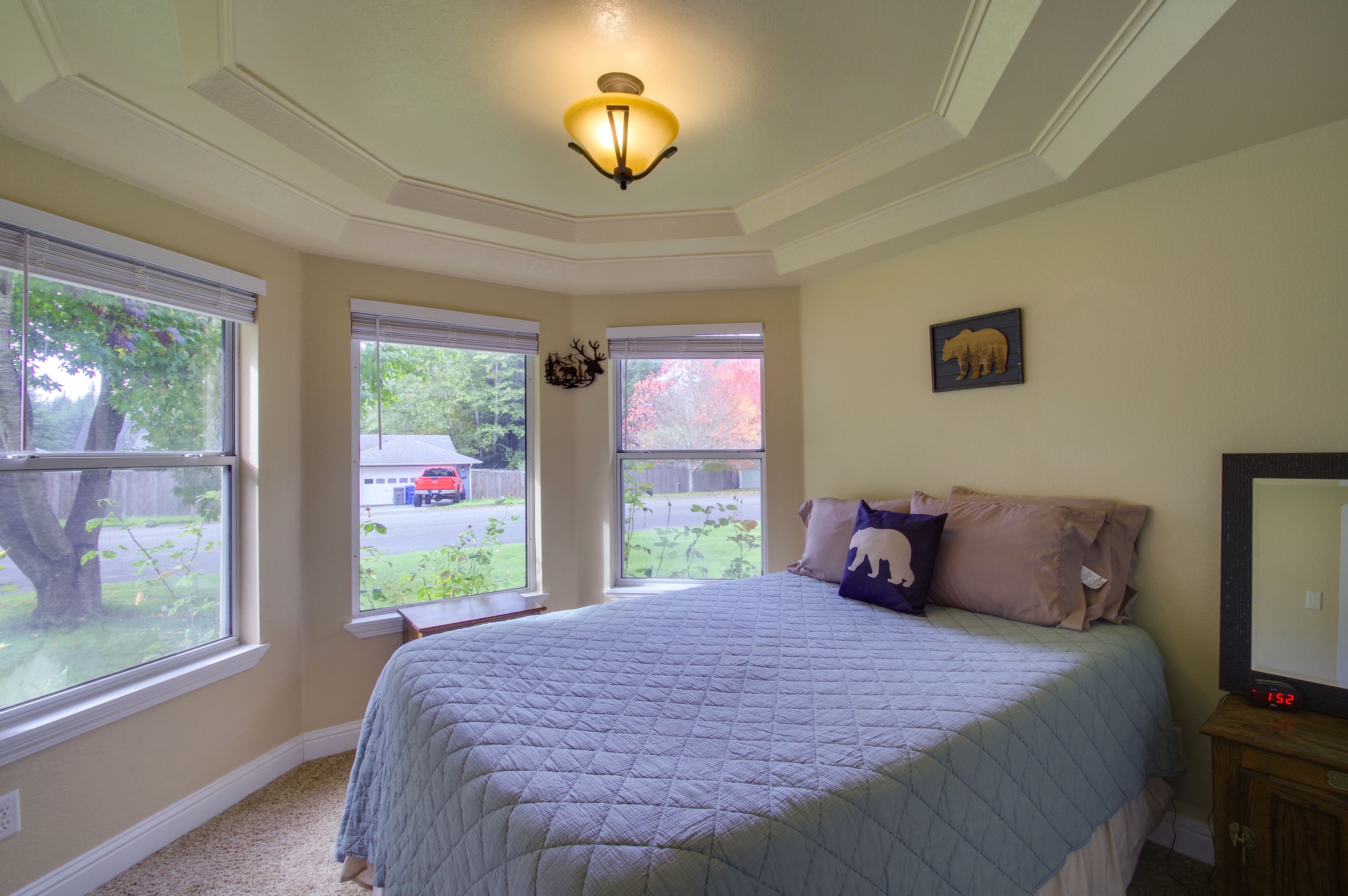 Bedroom 2 | Queen Bed