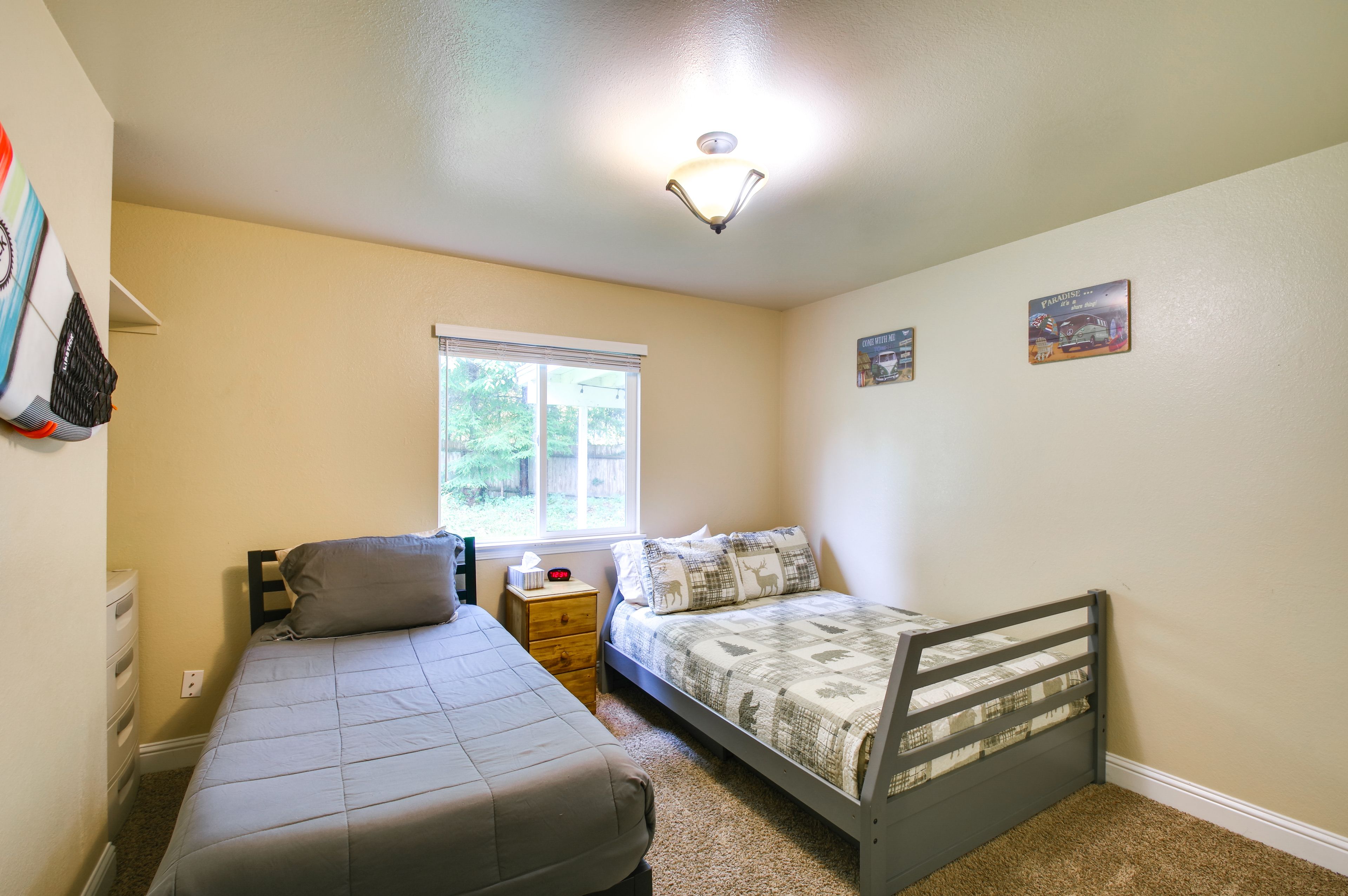 Bedroom 2 | 2 Twin Beds