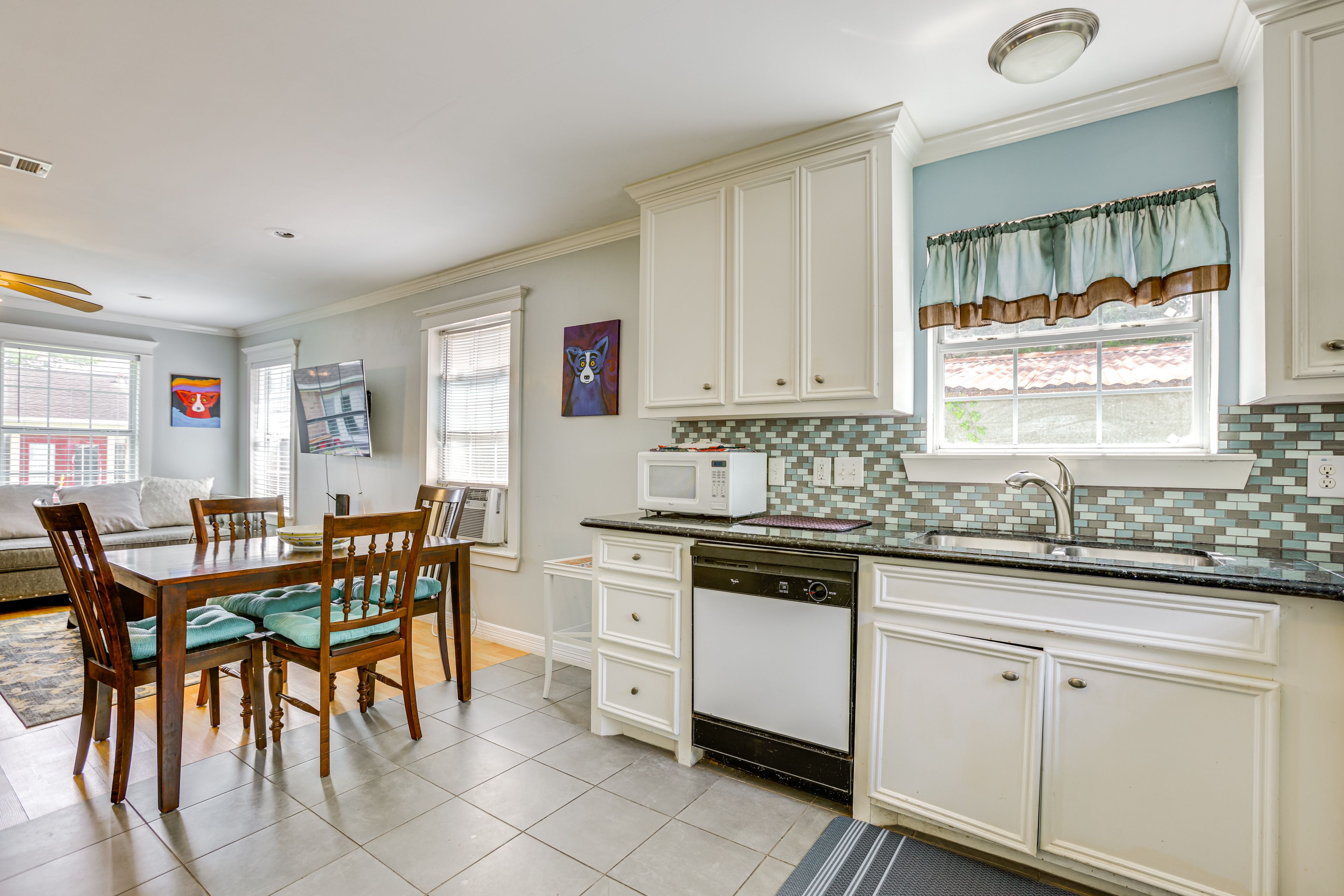 Kitchen | Washer & Dryer