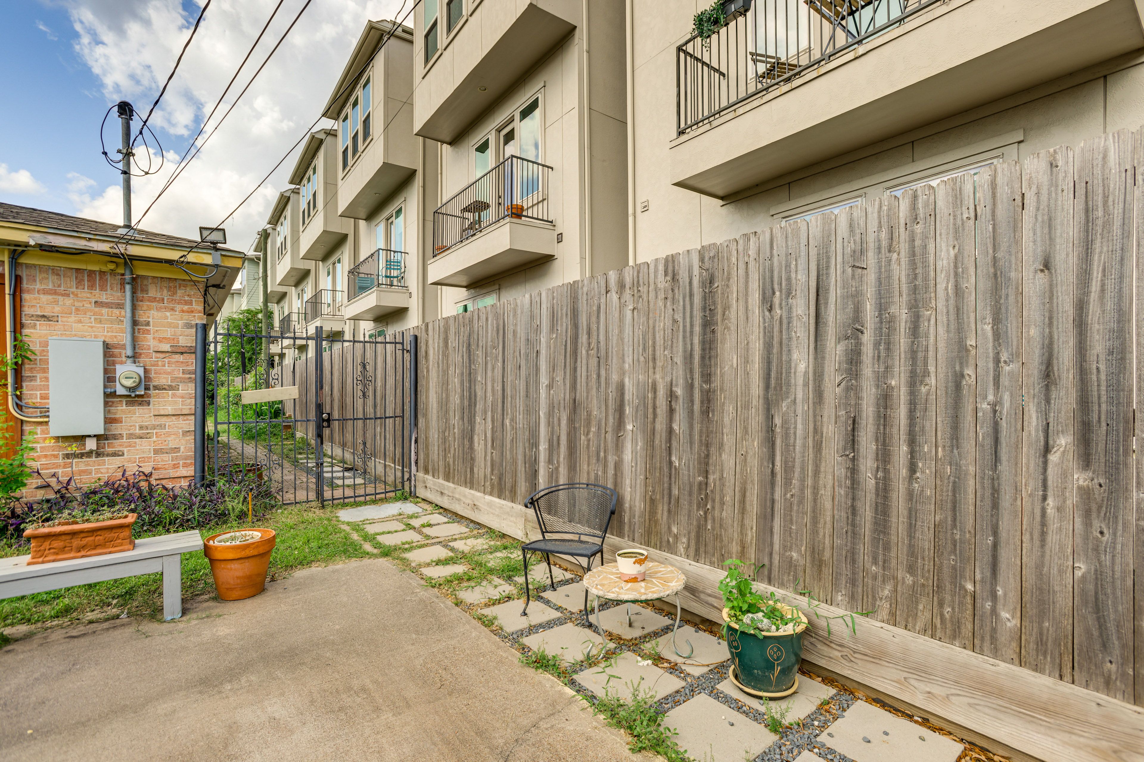 Patio | Gas & Charcoal Grills